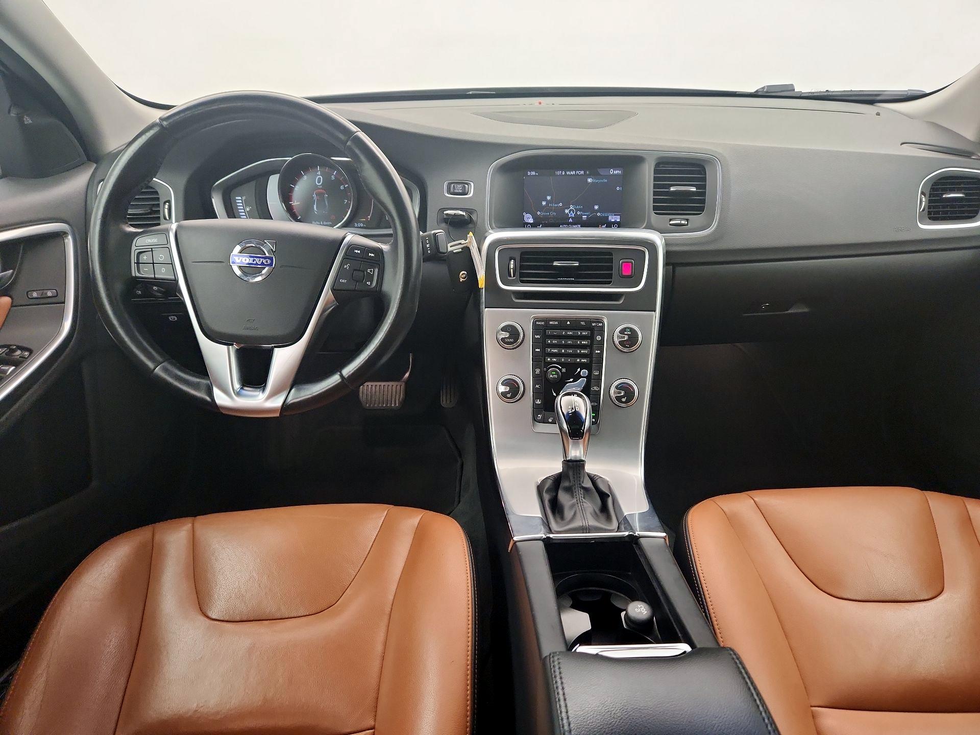 Thumbnail: 2018 Volvo S60 - 9