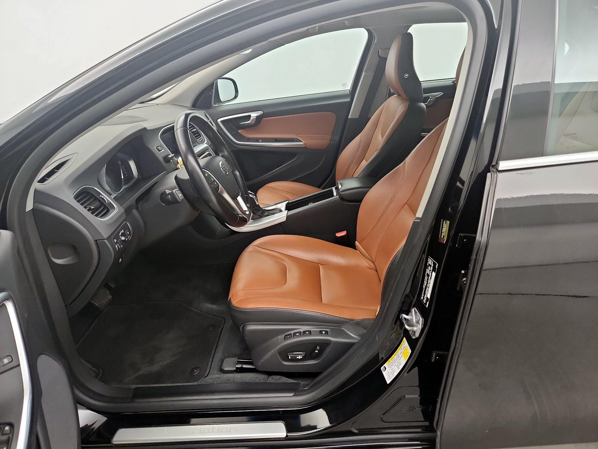 Thumbnail: 2018 Volvo S60 - 11