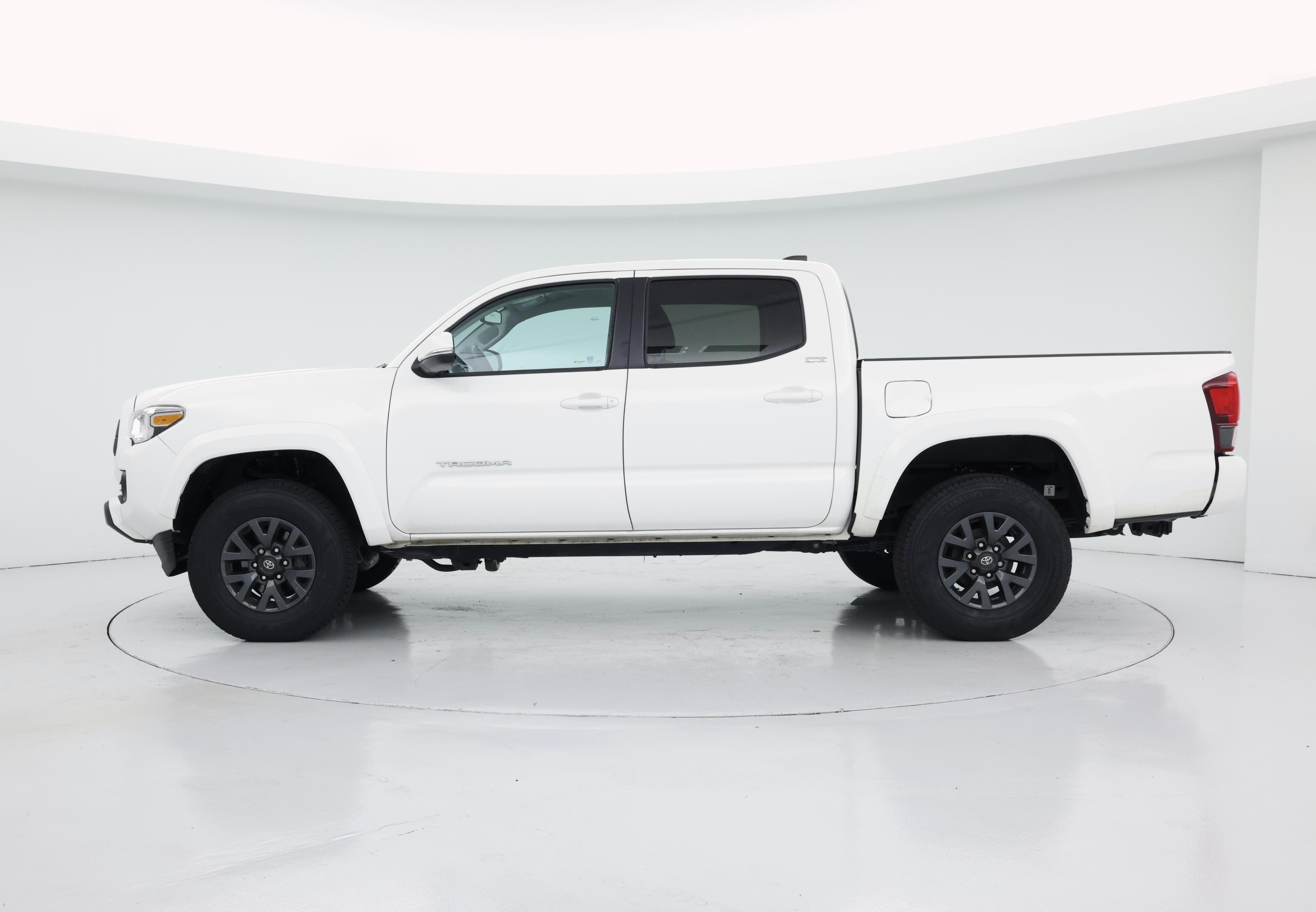 Thumbnail: 2023 Toyota Tacoma - 3