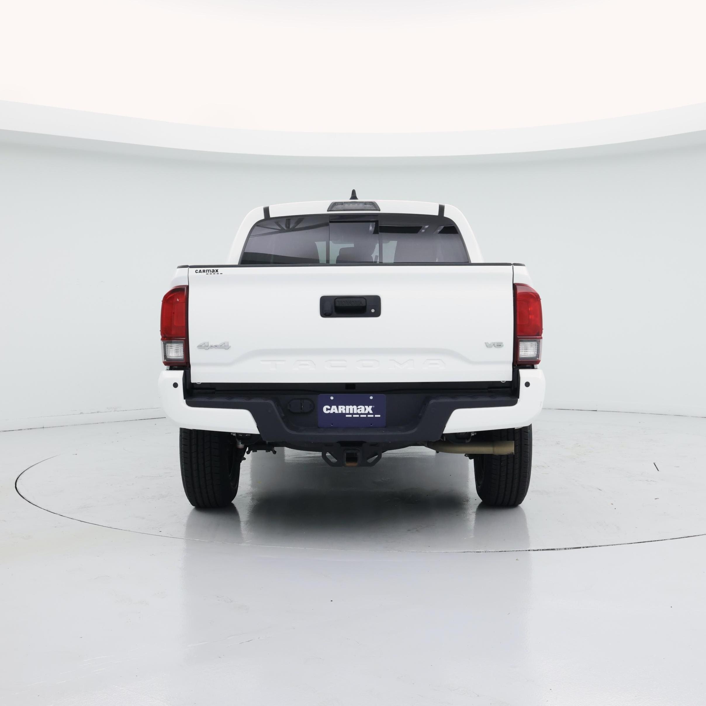 Thumbnail: 2023 Toyota Tacoma - 6
