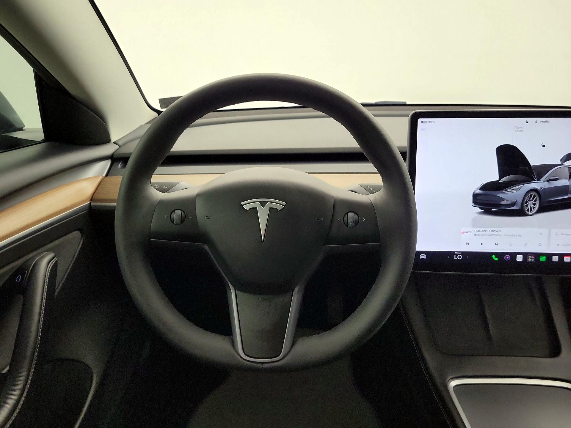 Thumbnail: 2023 Tesla Model 3 - 10