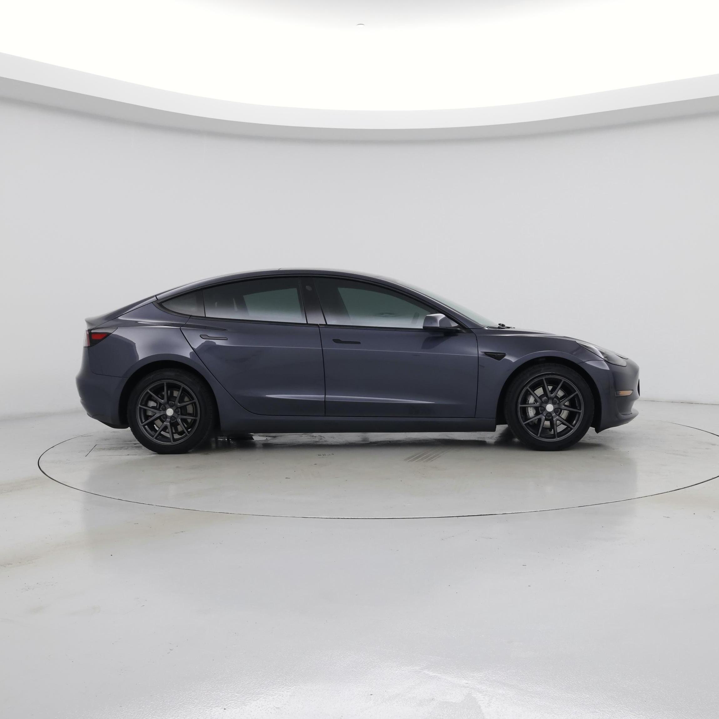 Thumbnail: 2023 Tesla Model 3 - 7
