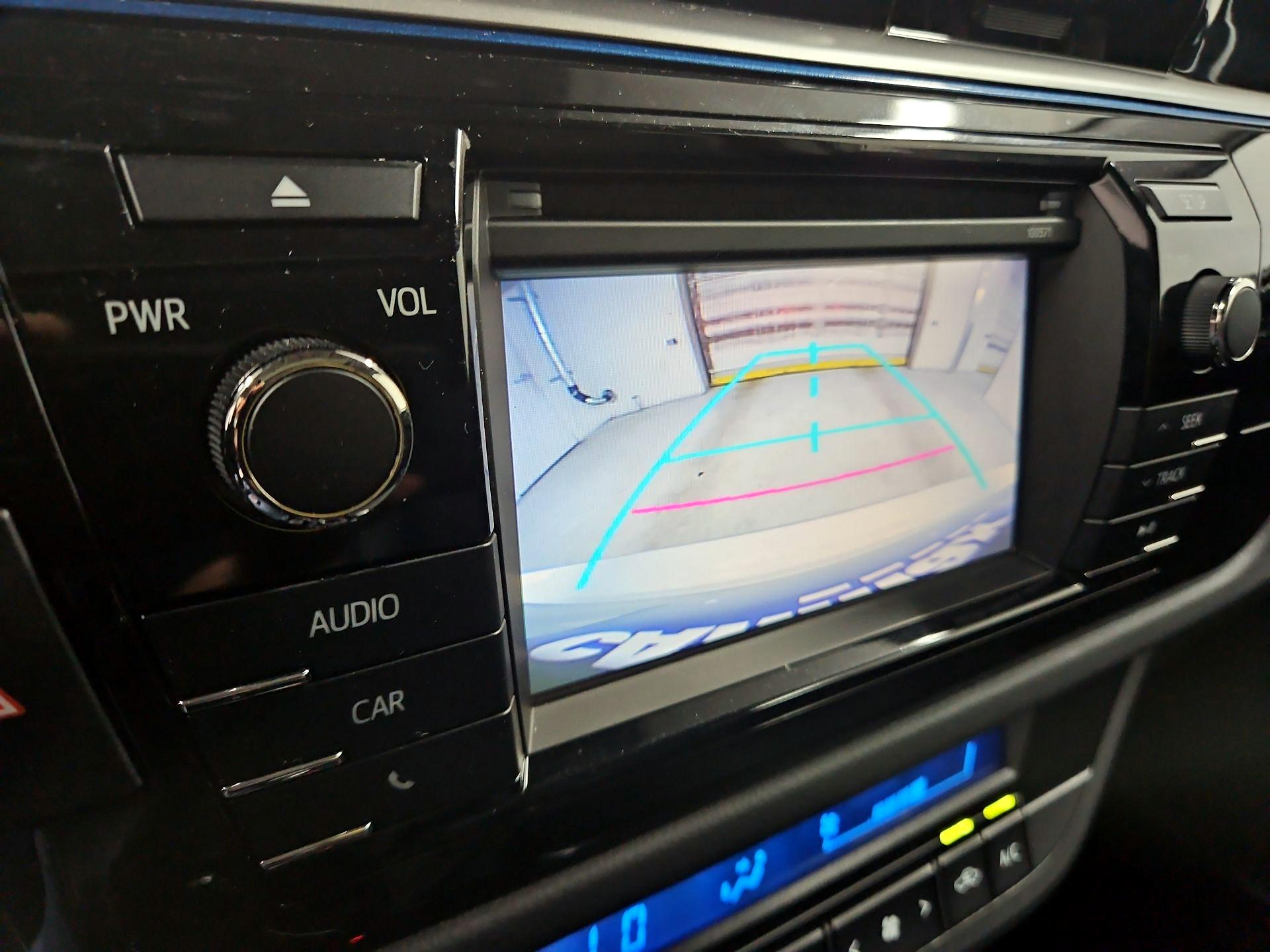 Thumbnail: 2016 Toyota Corolla - 14