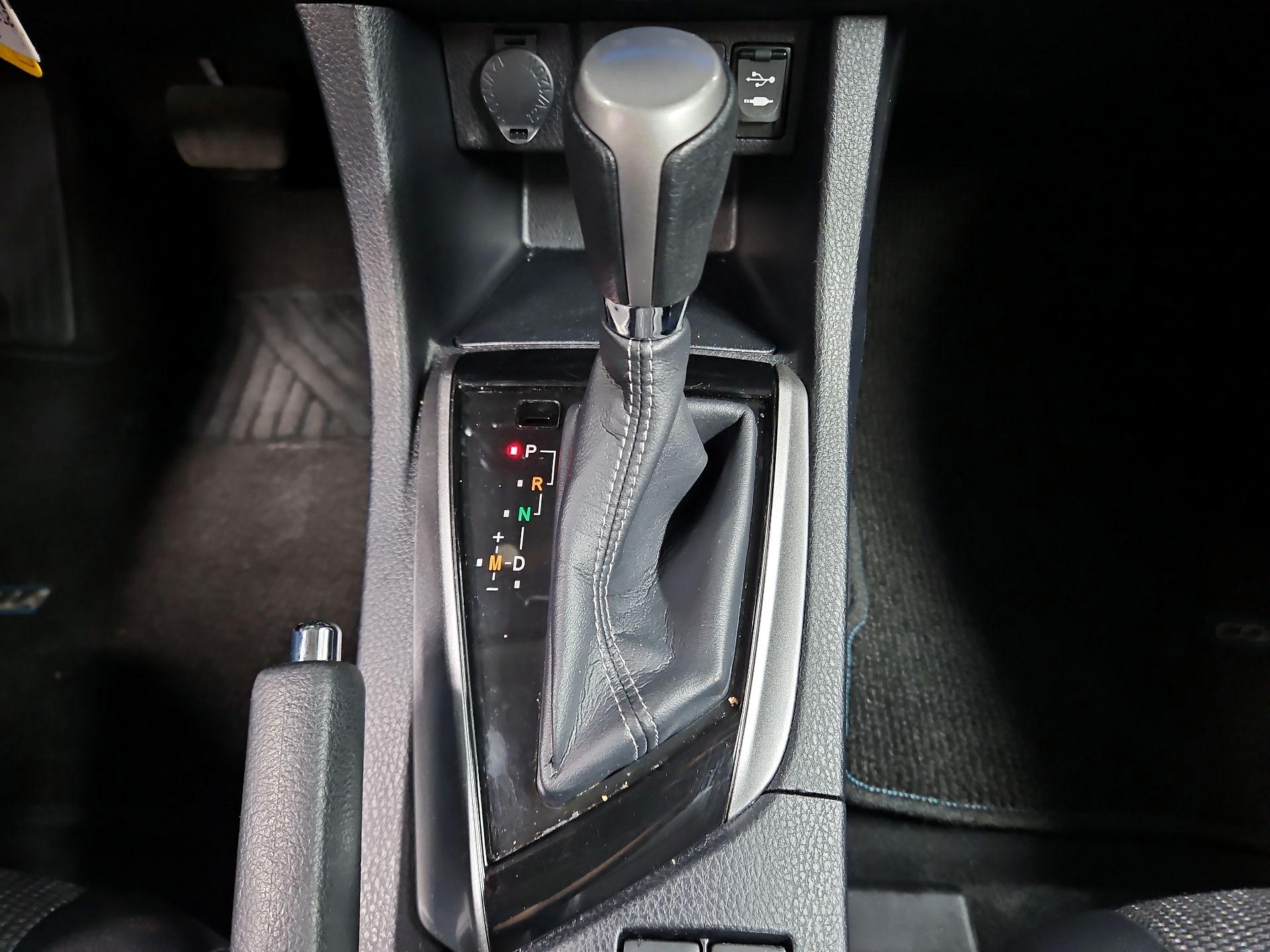 Thumbnail: 2016 Toyota Corolla - 17