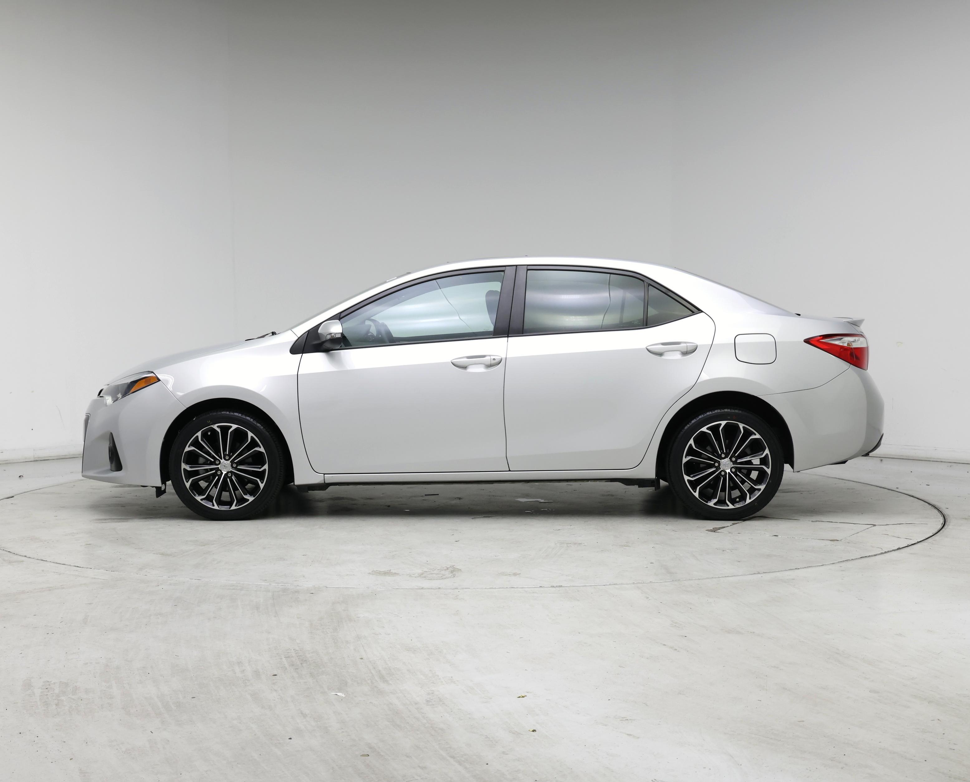 Thumbnail: 2016 Toyota Corolla - 3