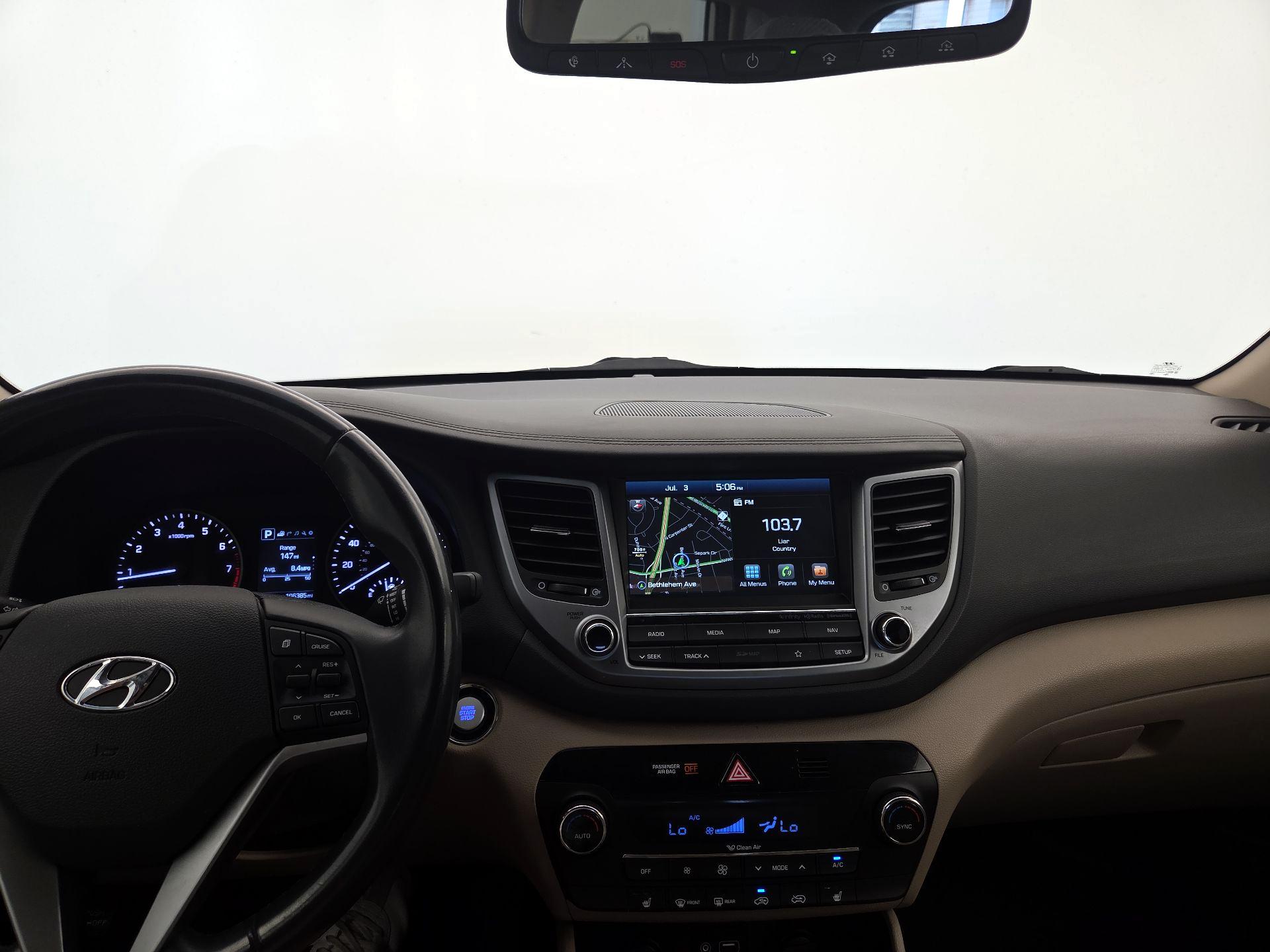 Thumbnail: 2018 Hyundai Tucson - 9