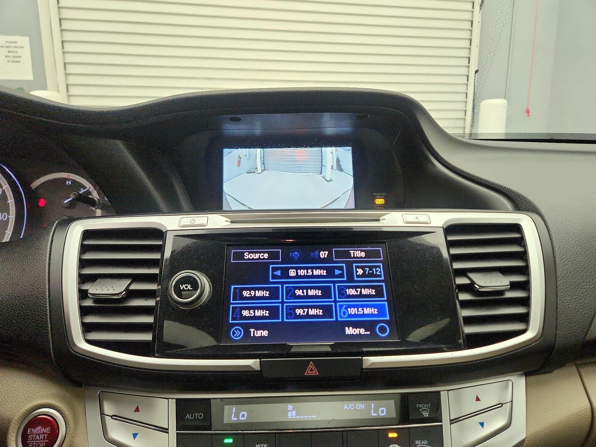 Thumbnail: 2015 Honda Accord - 14