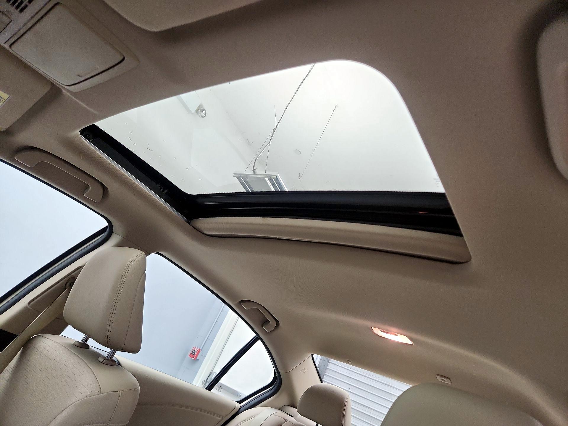 Thumbnail: 2015 Honda Accord - 19