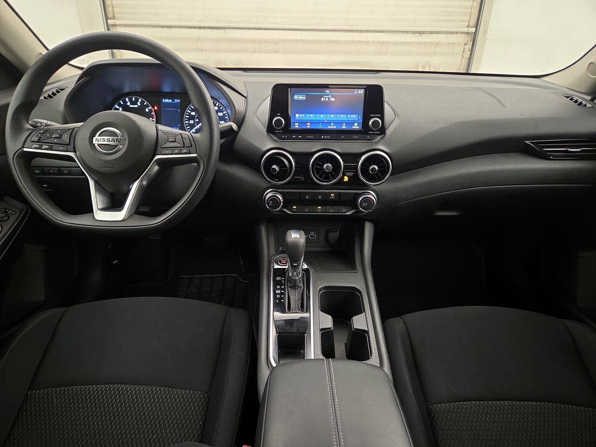 Thumbnail: 2020 Nissan Sentra - 9