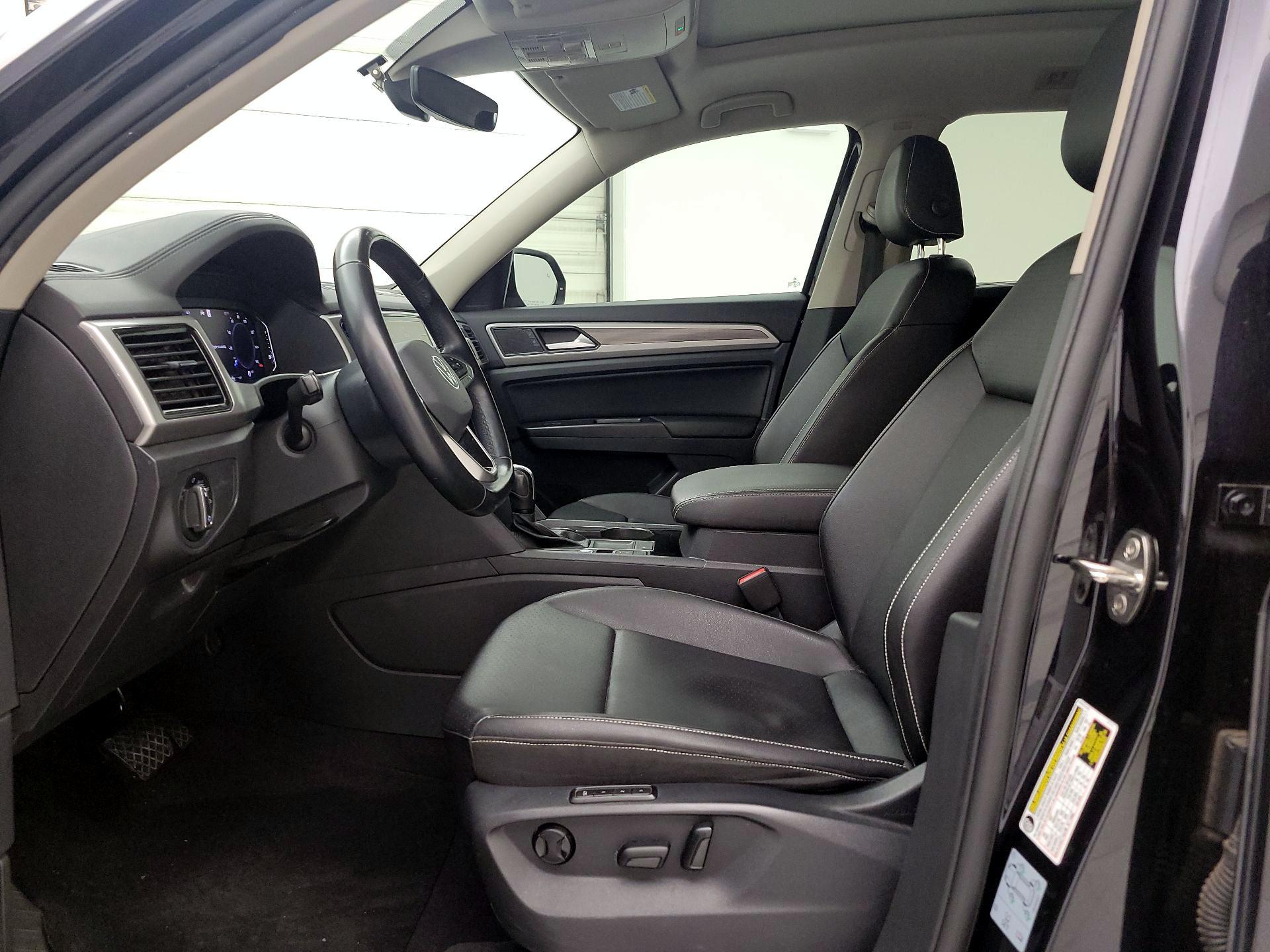 Thumbnail: 2021 Volkswagen Atlas - 11