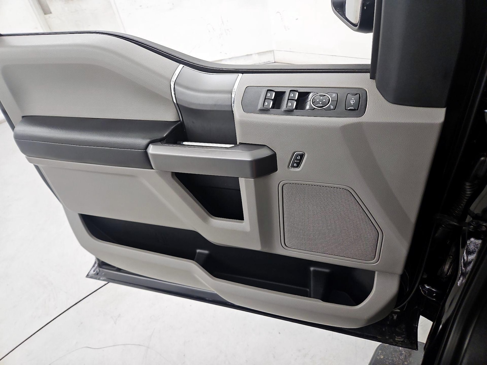 2020 Ford F-250 Super Duty XLT - Photo 13