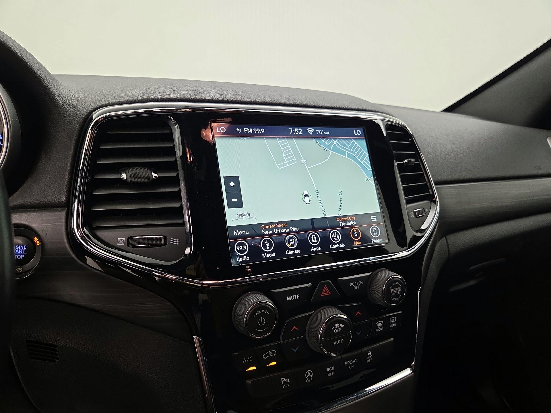 Thumbnail: 2019 Jeep Grand Cherokee - 14