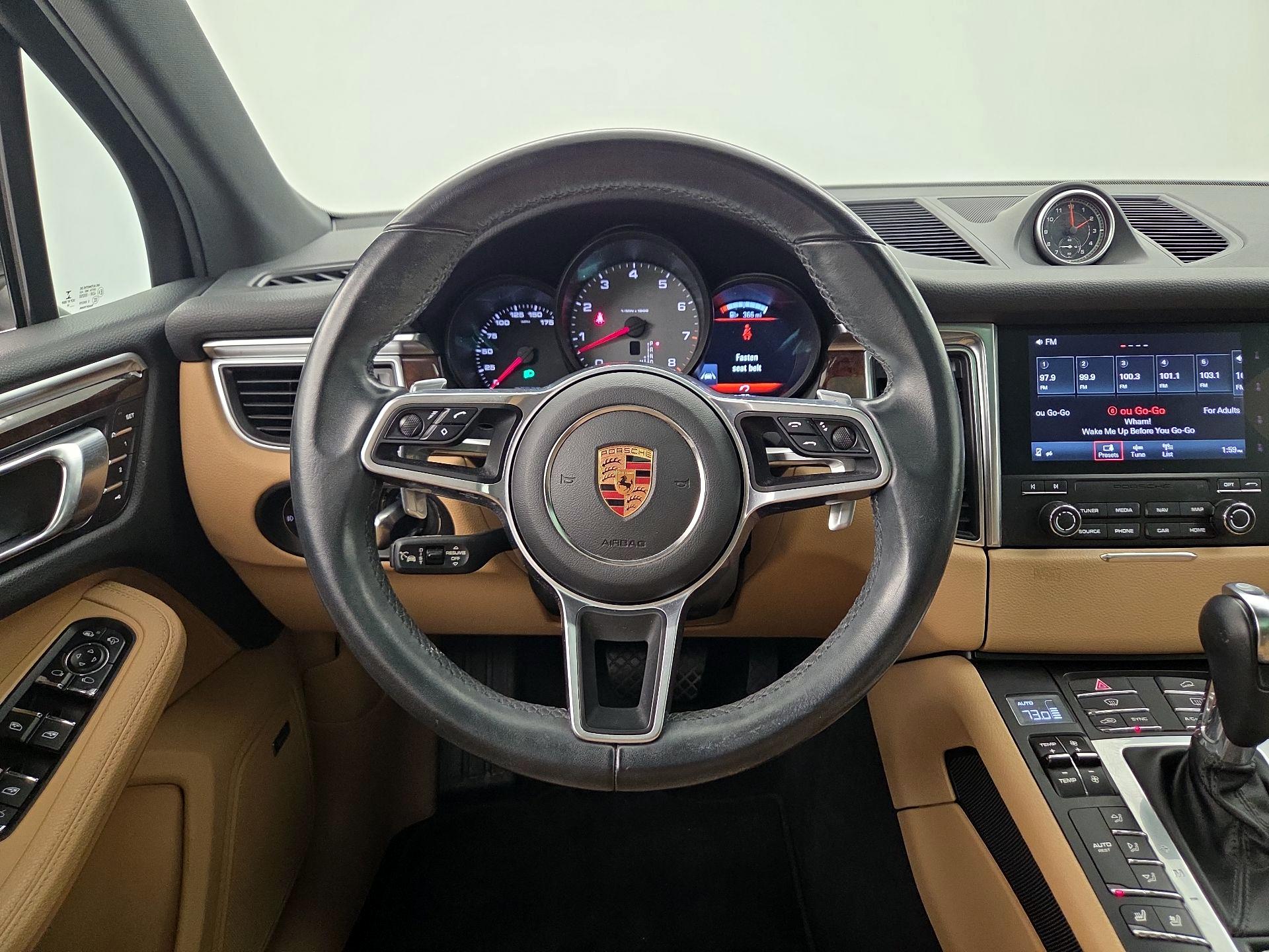 Thumbnail: 2018 Porsche Macan - 10