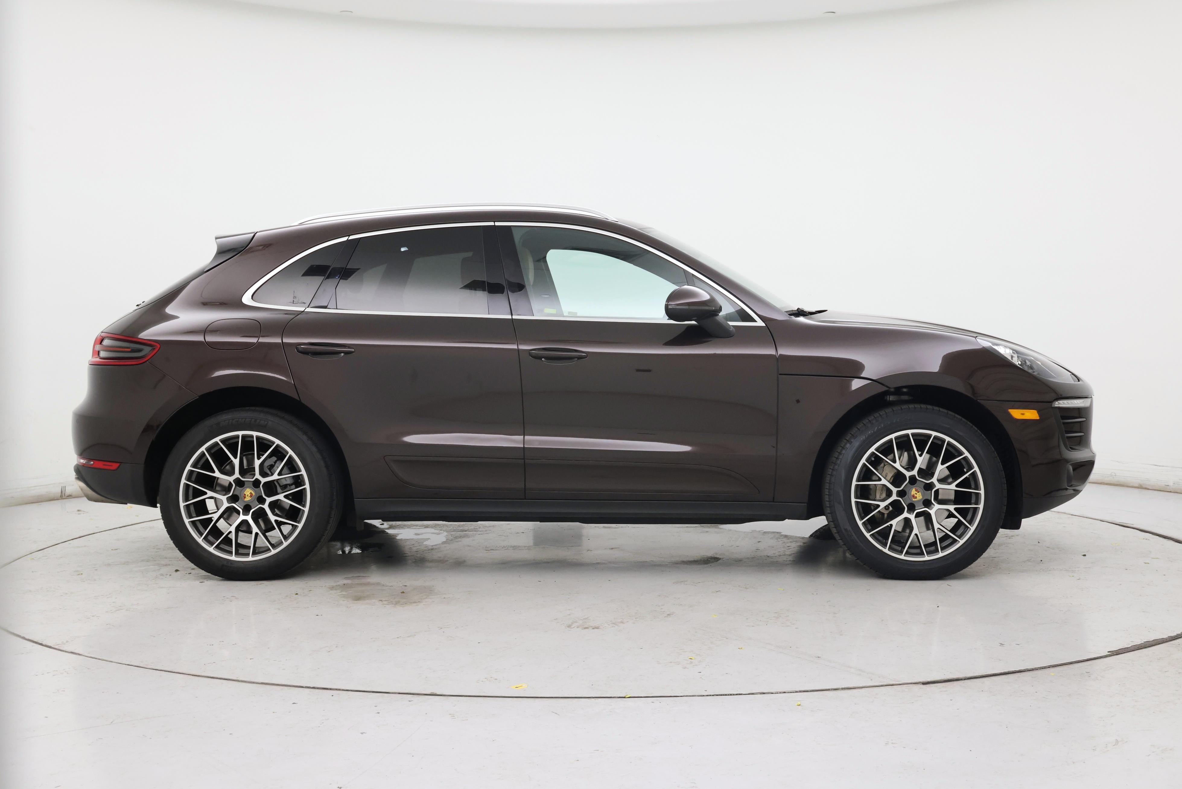 Thumbnail: 2018 Porsche Macan - 7