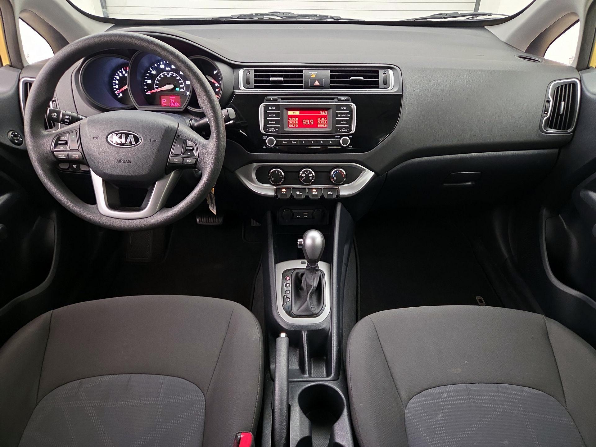 Thumbnail: 2016 Kia Rio - 9