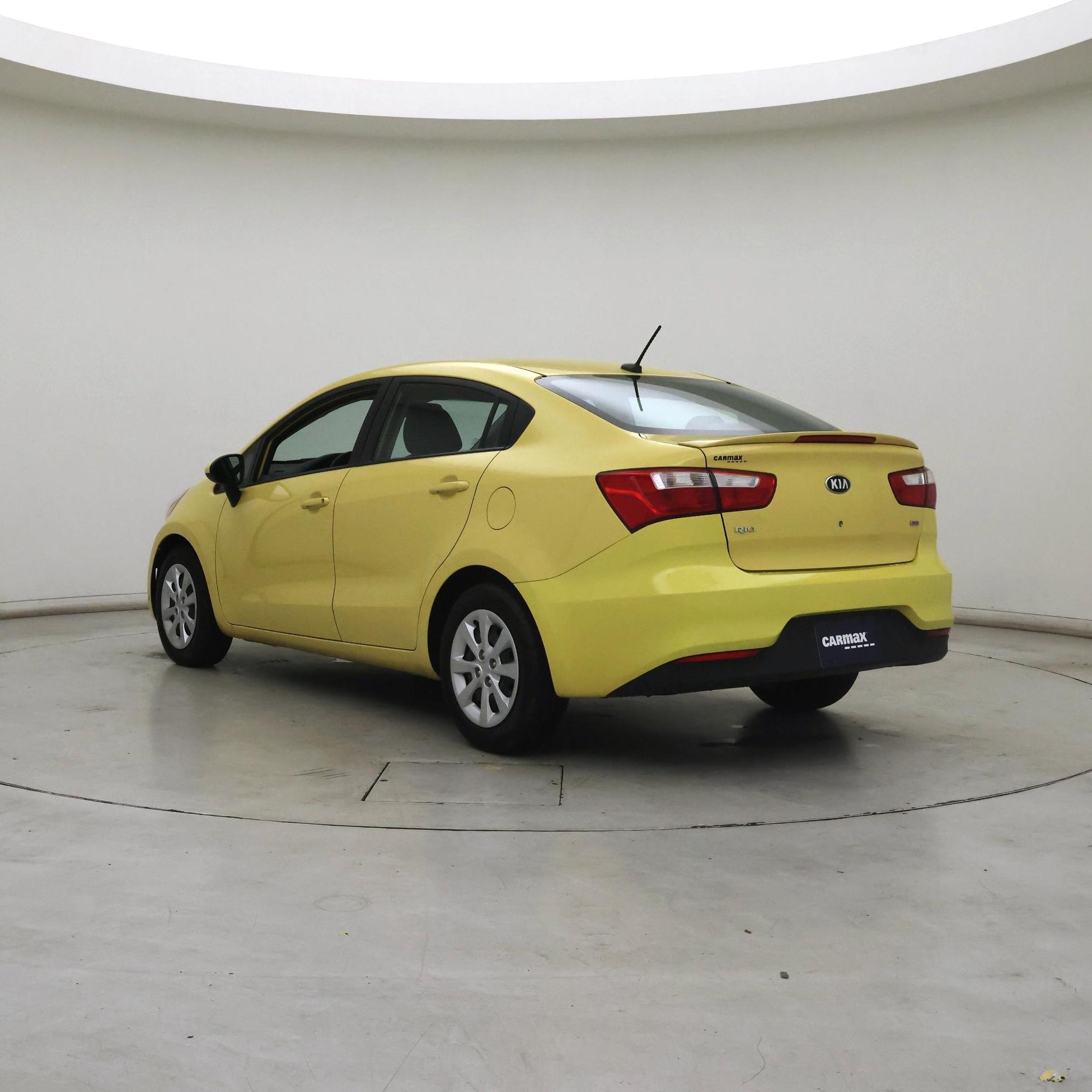 Thumbnail: 2016 Kia Rio - 2