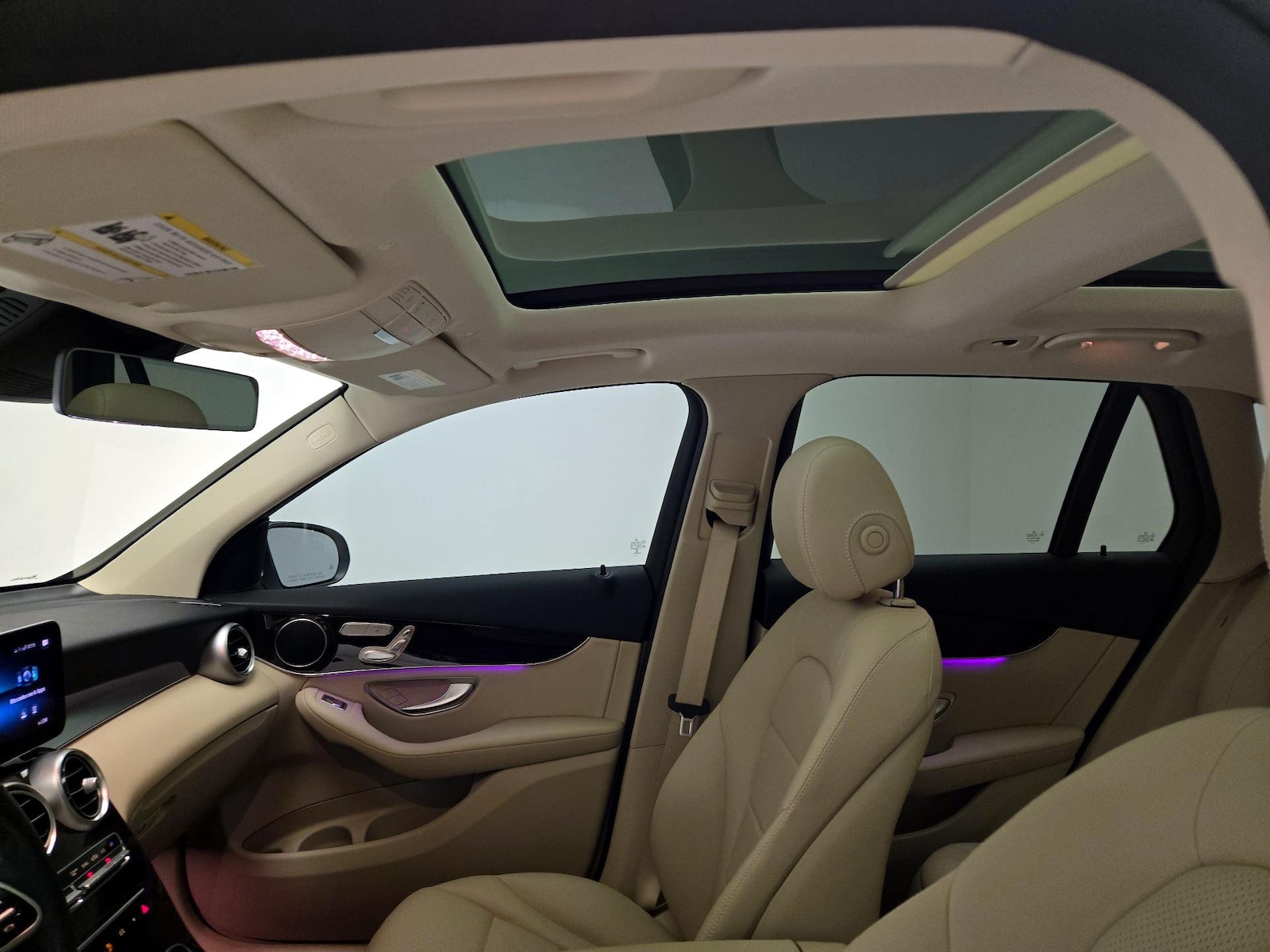 2022 Mercedes-Benz GLC GLC300 - Photo 19
