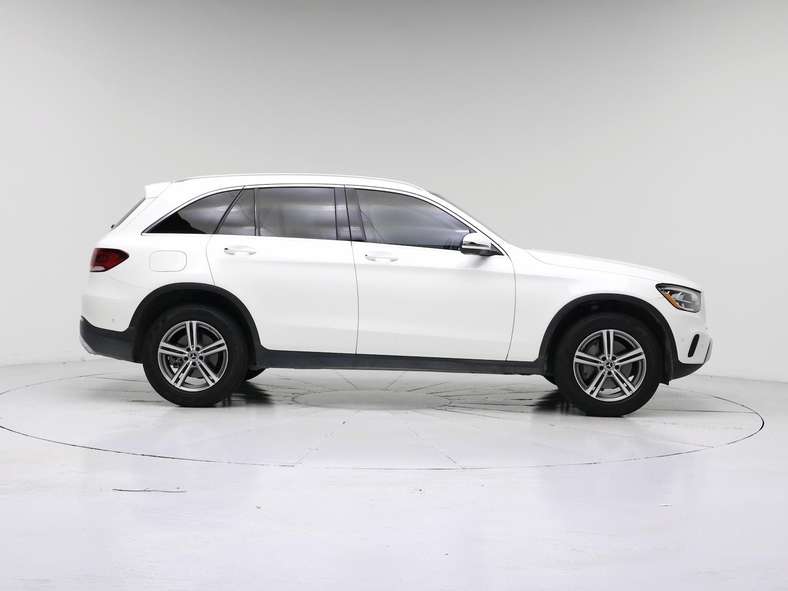2022 Mercedes-Benz GLC GLC300 - Photo 8