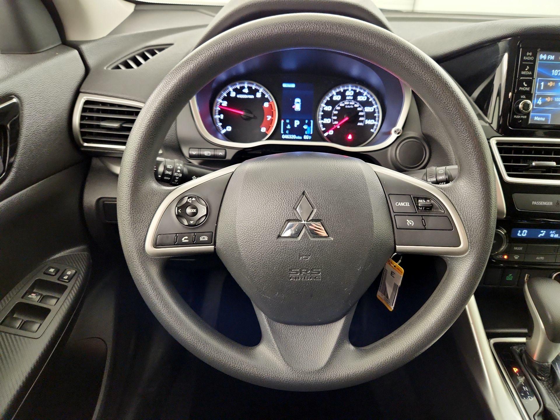 Thumbnail: 2019 Mitsubishi Eclipse Cross - 10