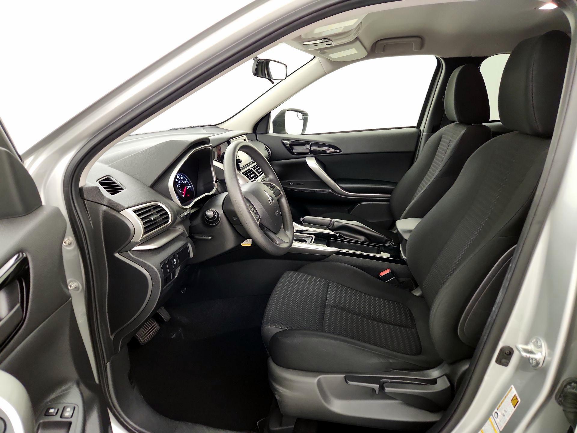 Thumbnail: 2019 Mitsubishi Eclipse Cross - 11