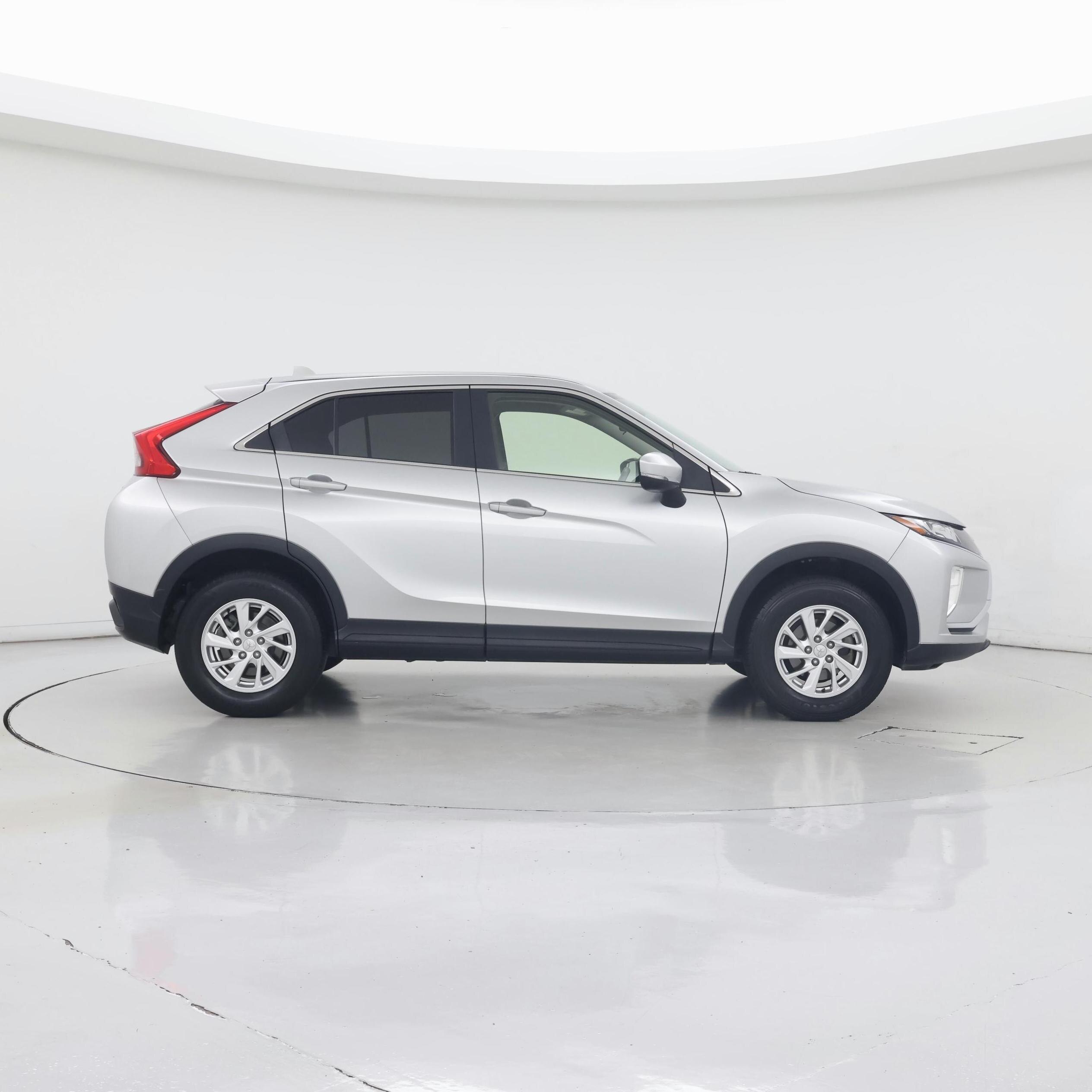 Thumbnail: 2019 Mitsubishi Eclipse Cross - 7