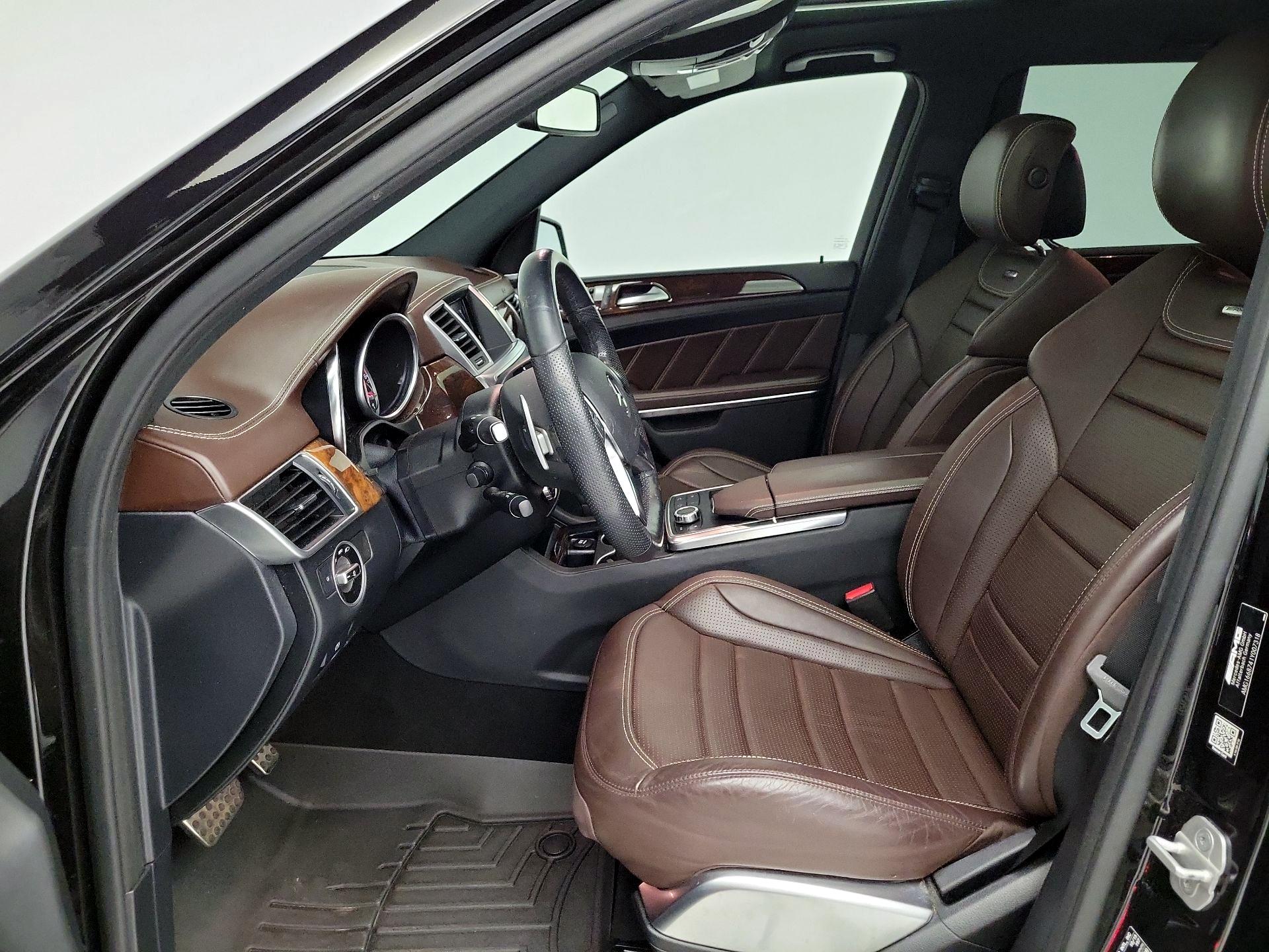 Thumbnail: 2016 Mercedes-Benz GL-Class - 11