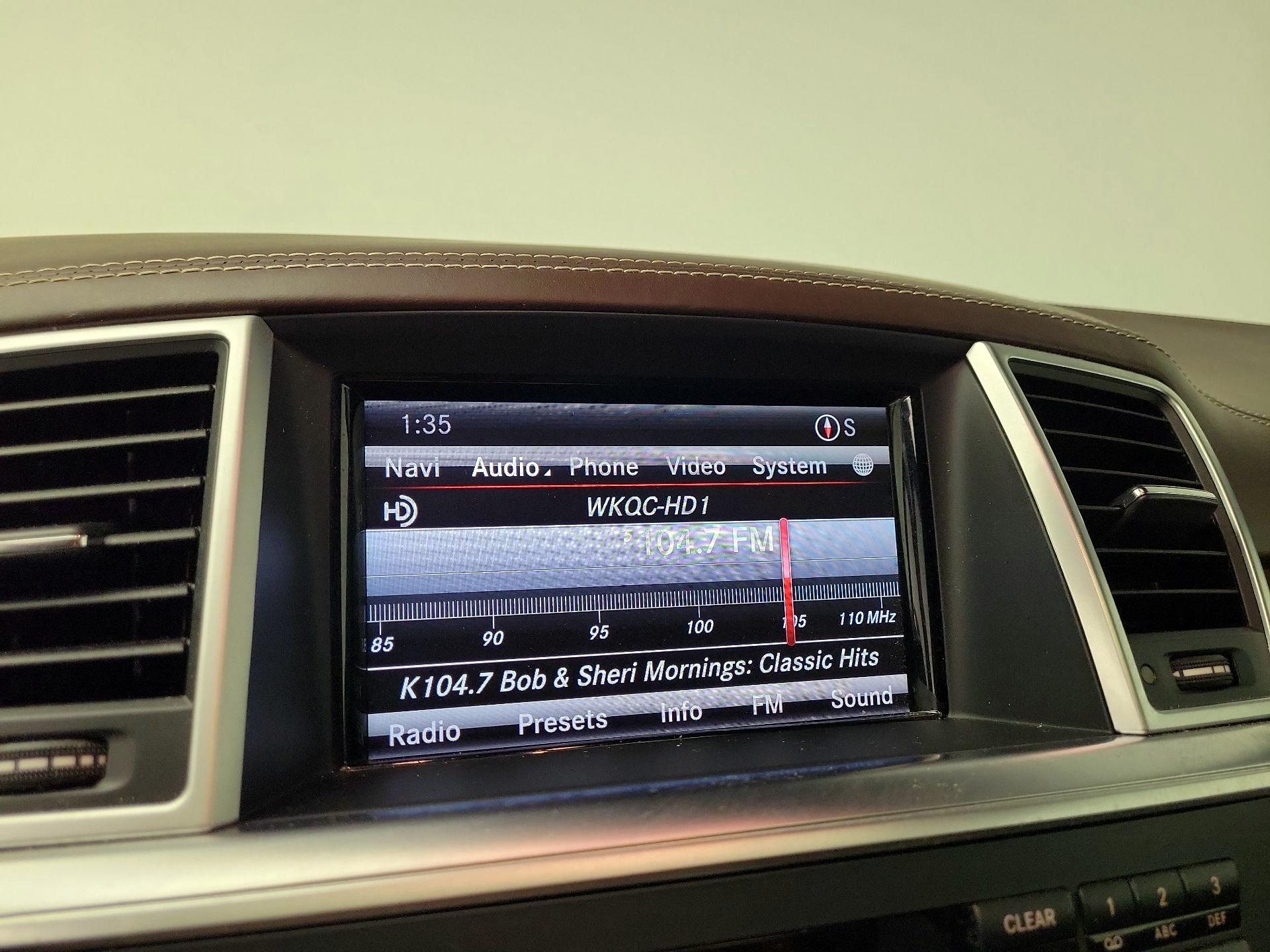 Thumbnail: 2016 Mercedes-Benz GL-Class - 16