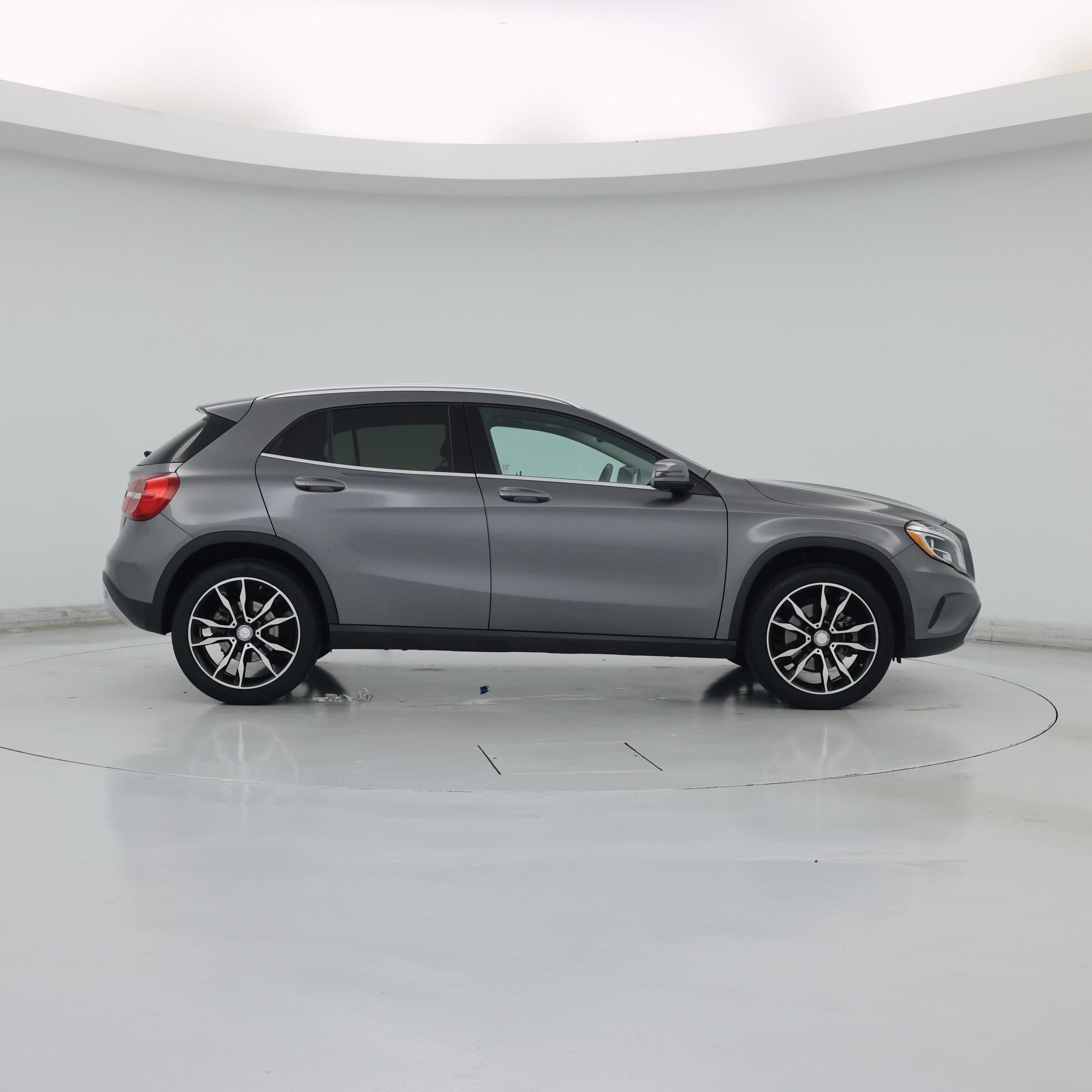 Thumbnail: 2016 Mercedes-Benz GLA - 7