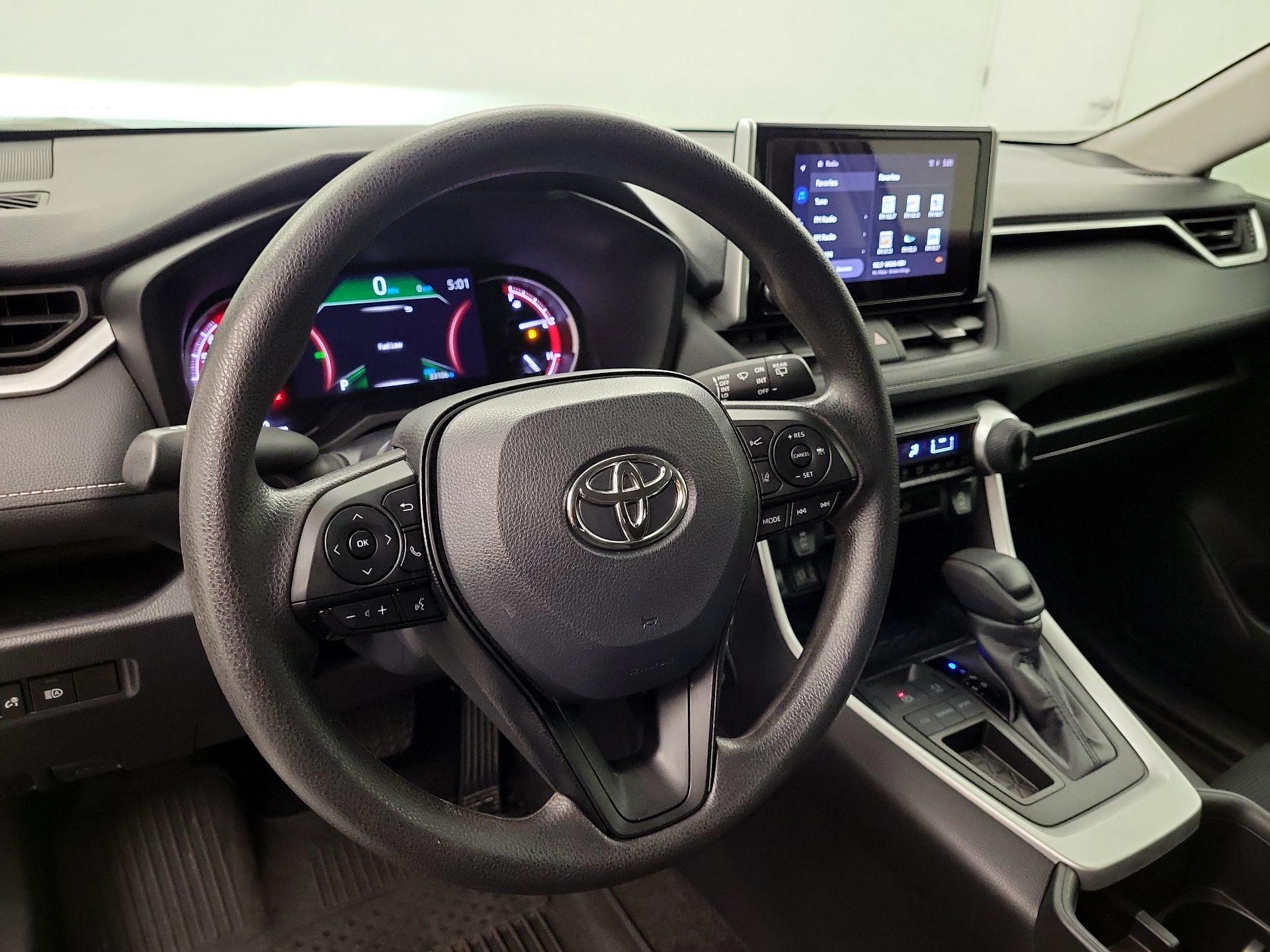 Thumbnail: 2024 Toyota RAV4 - 8