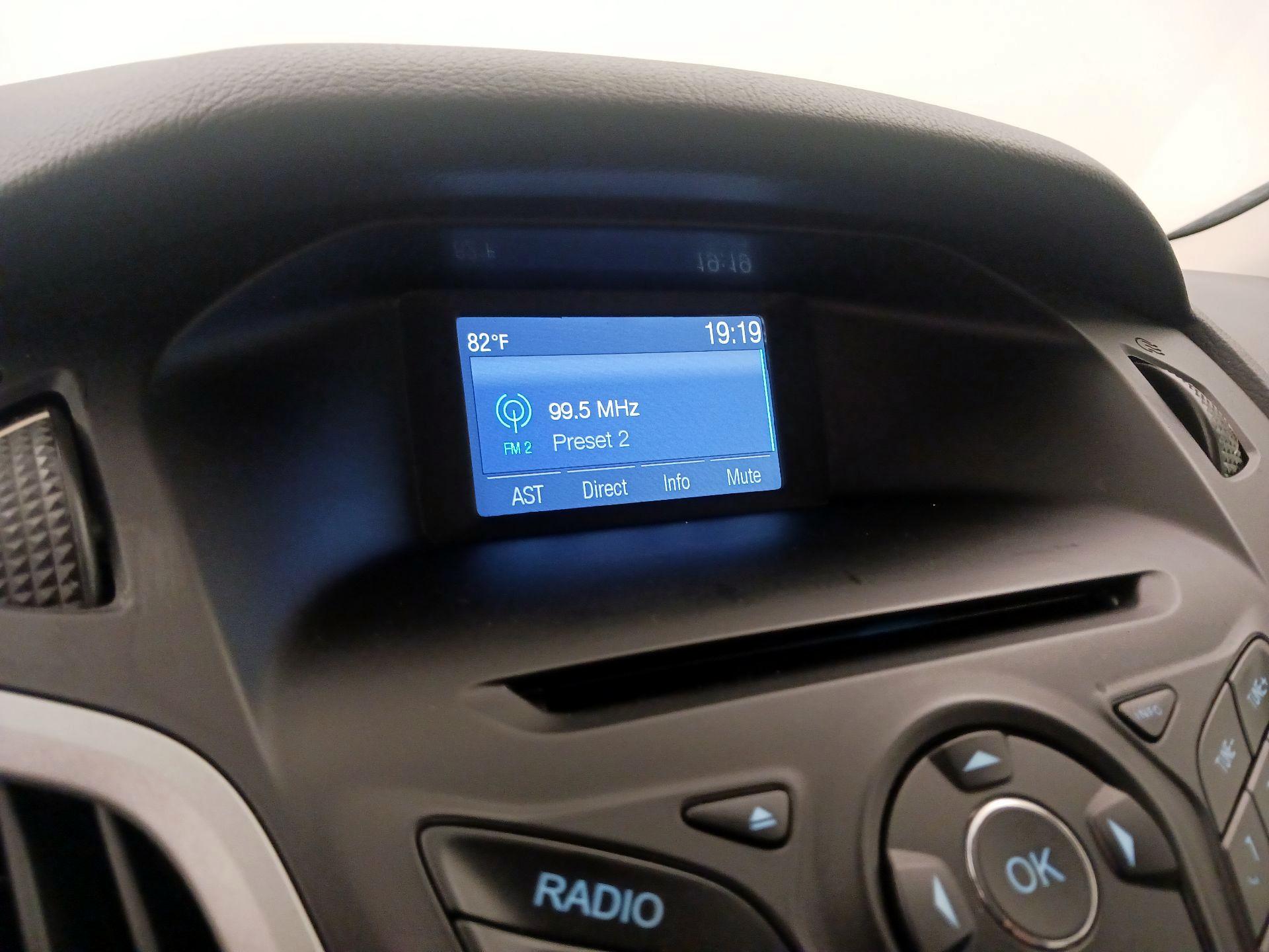 Thumbnail: 2014 Ford Focus - 14