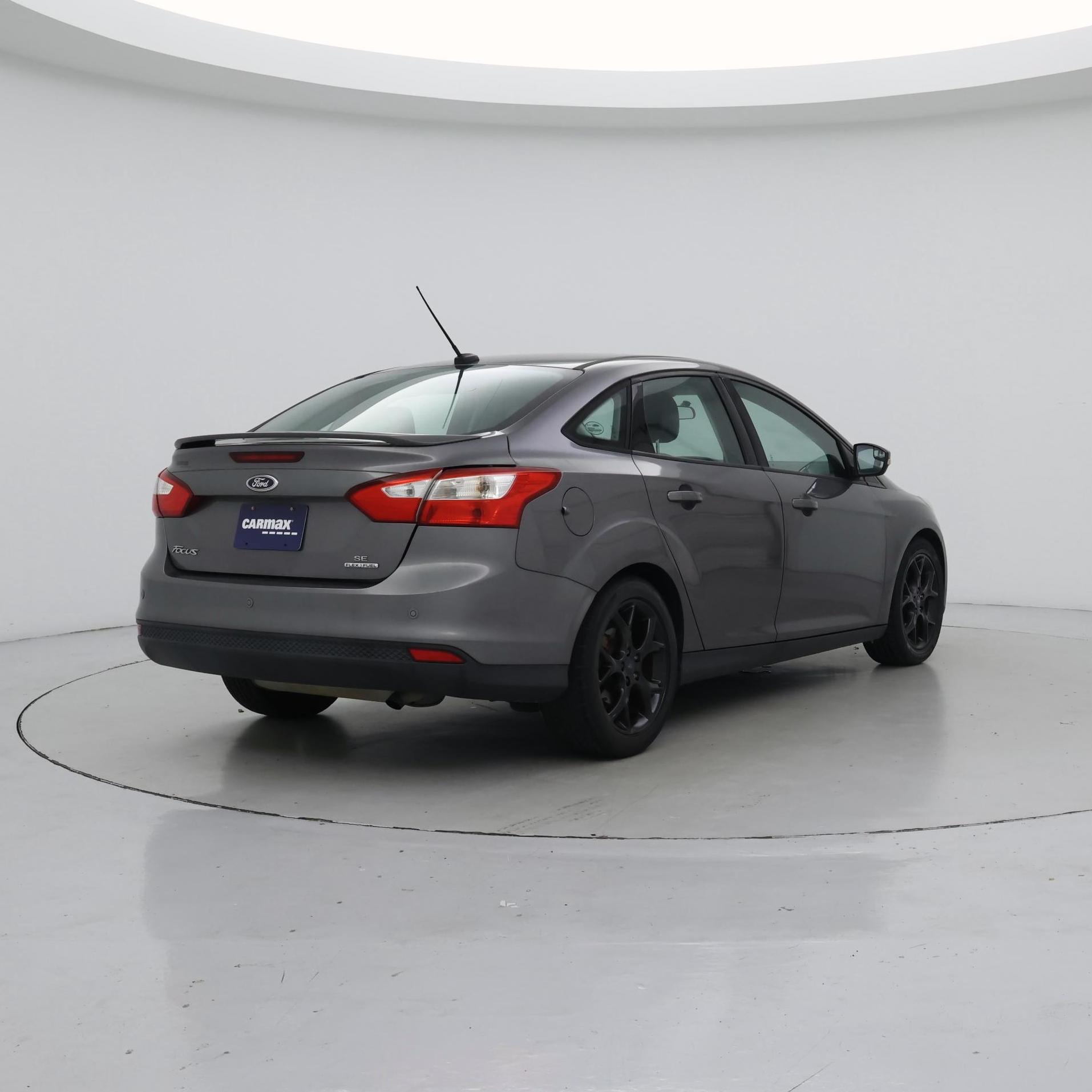 Thumbnail: 2014 Ford Focus - 8