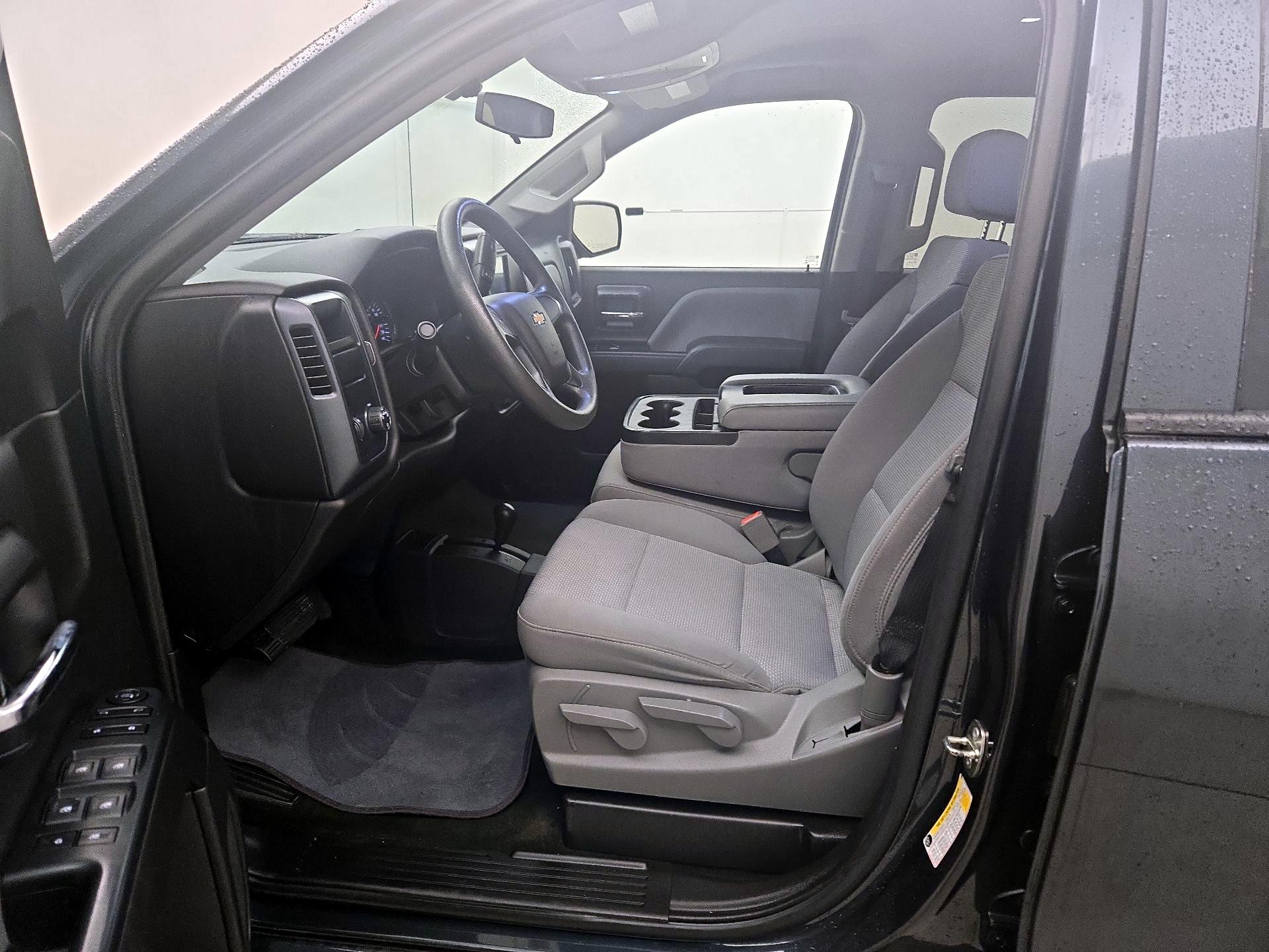 Thumbnail: 2018 Chevrolet Silverado 1500 - 11