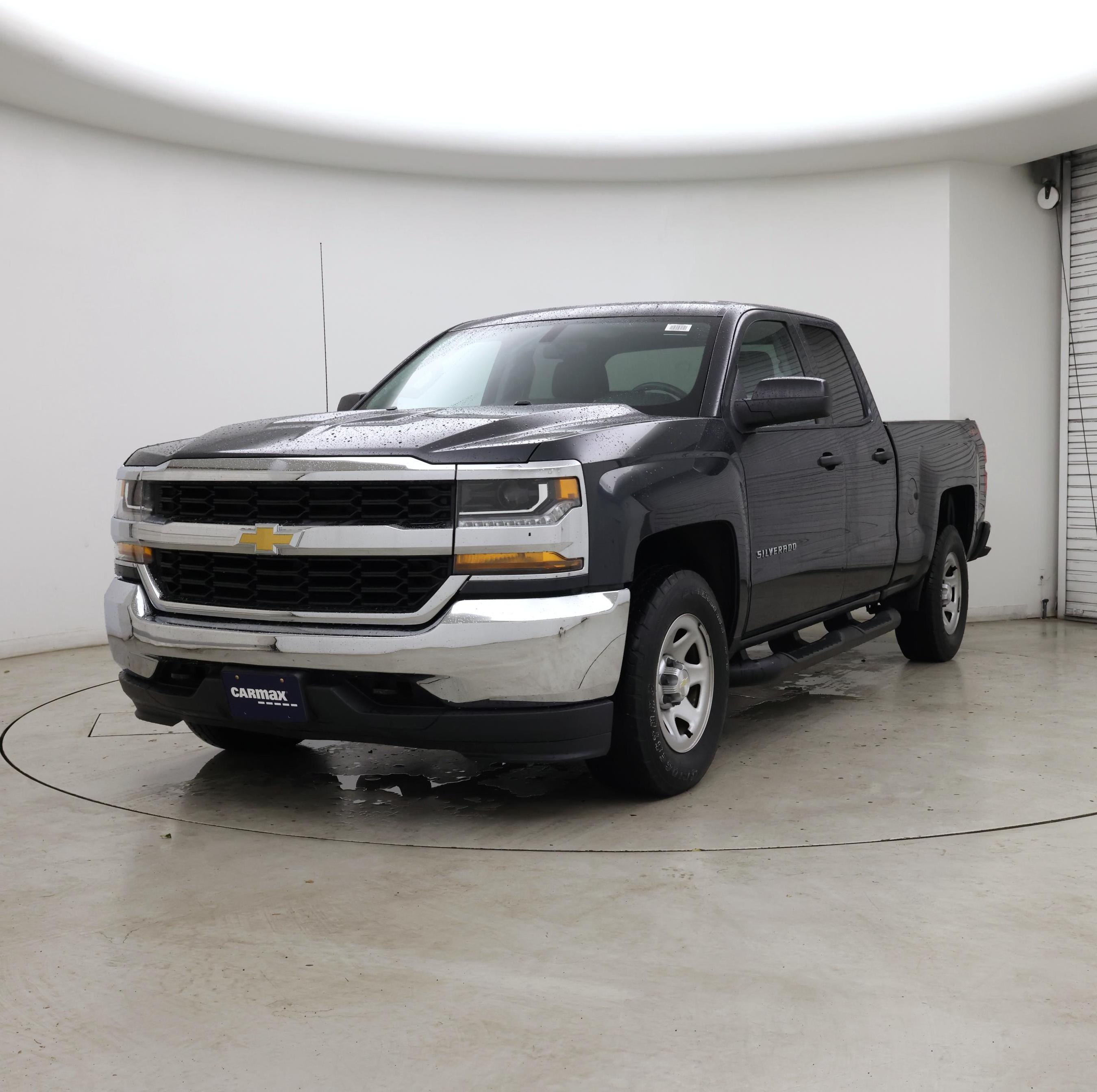Thumbnail: 2018 Chevrolet Silverado 1500 - 4