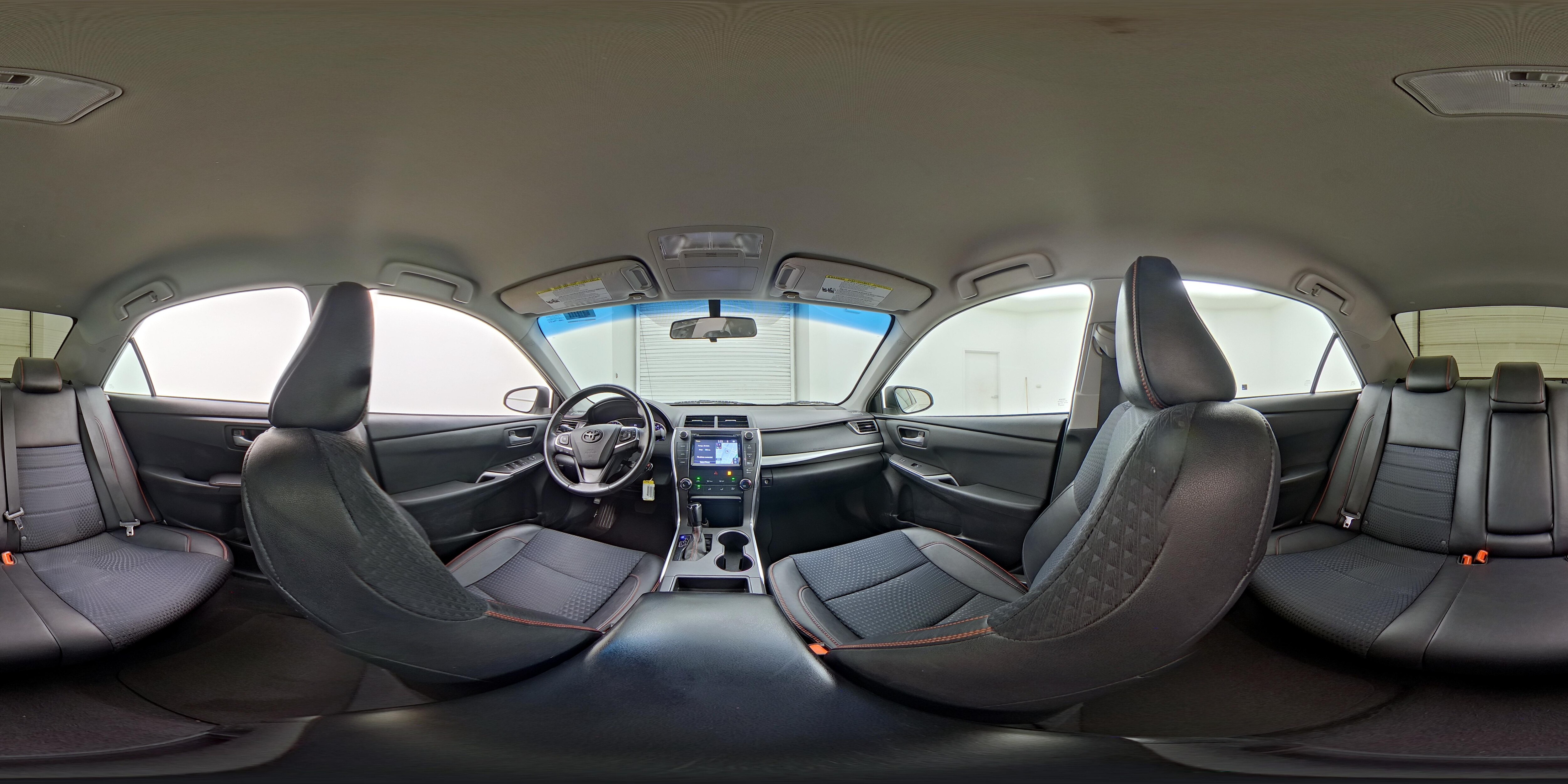 2015 Toyota Camry SE - Photo 24