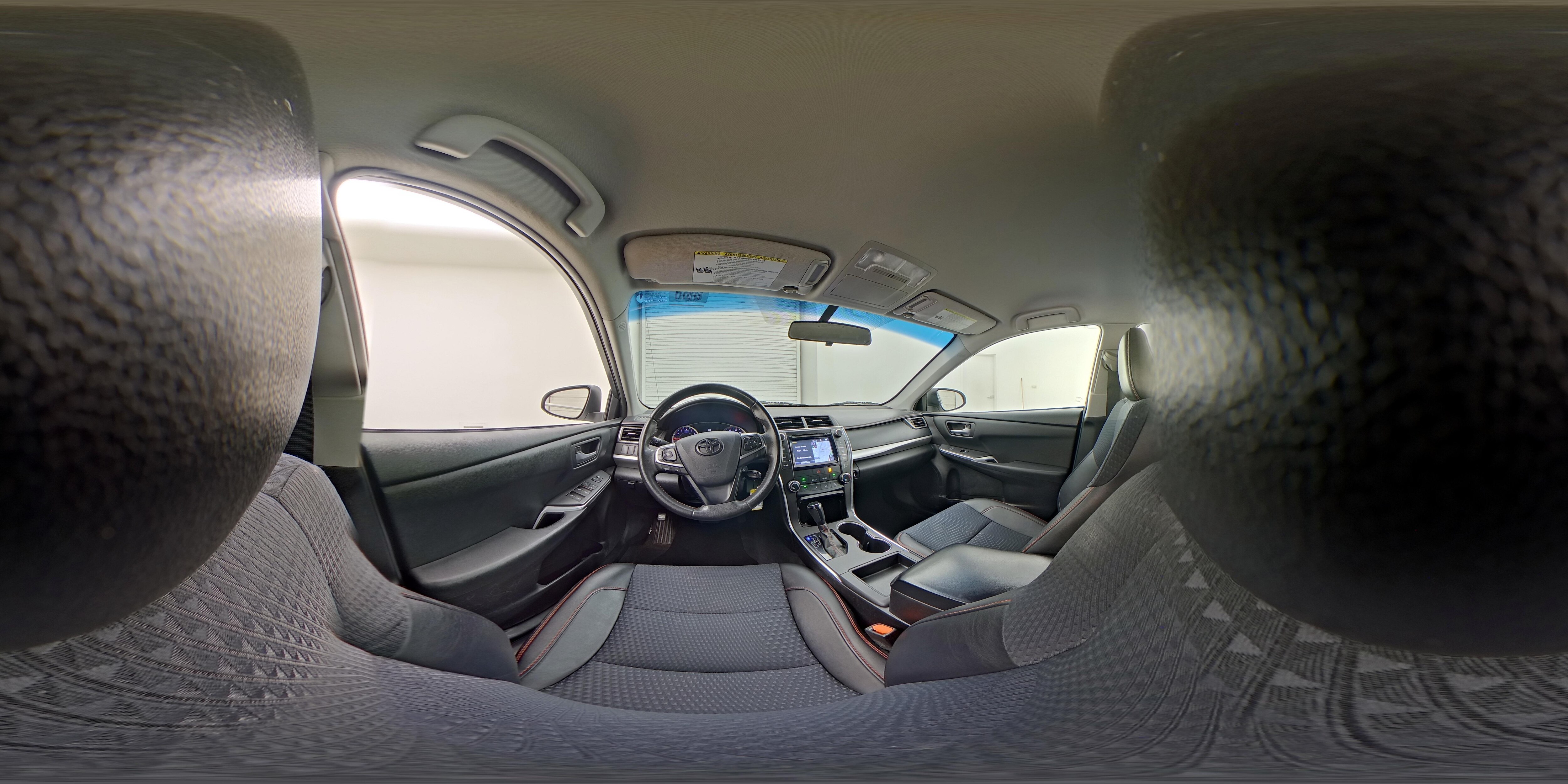2015 Toyota Camry SE - Photo 26