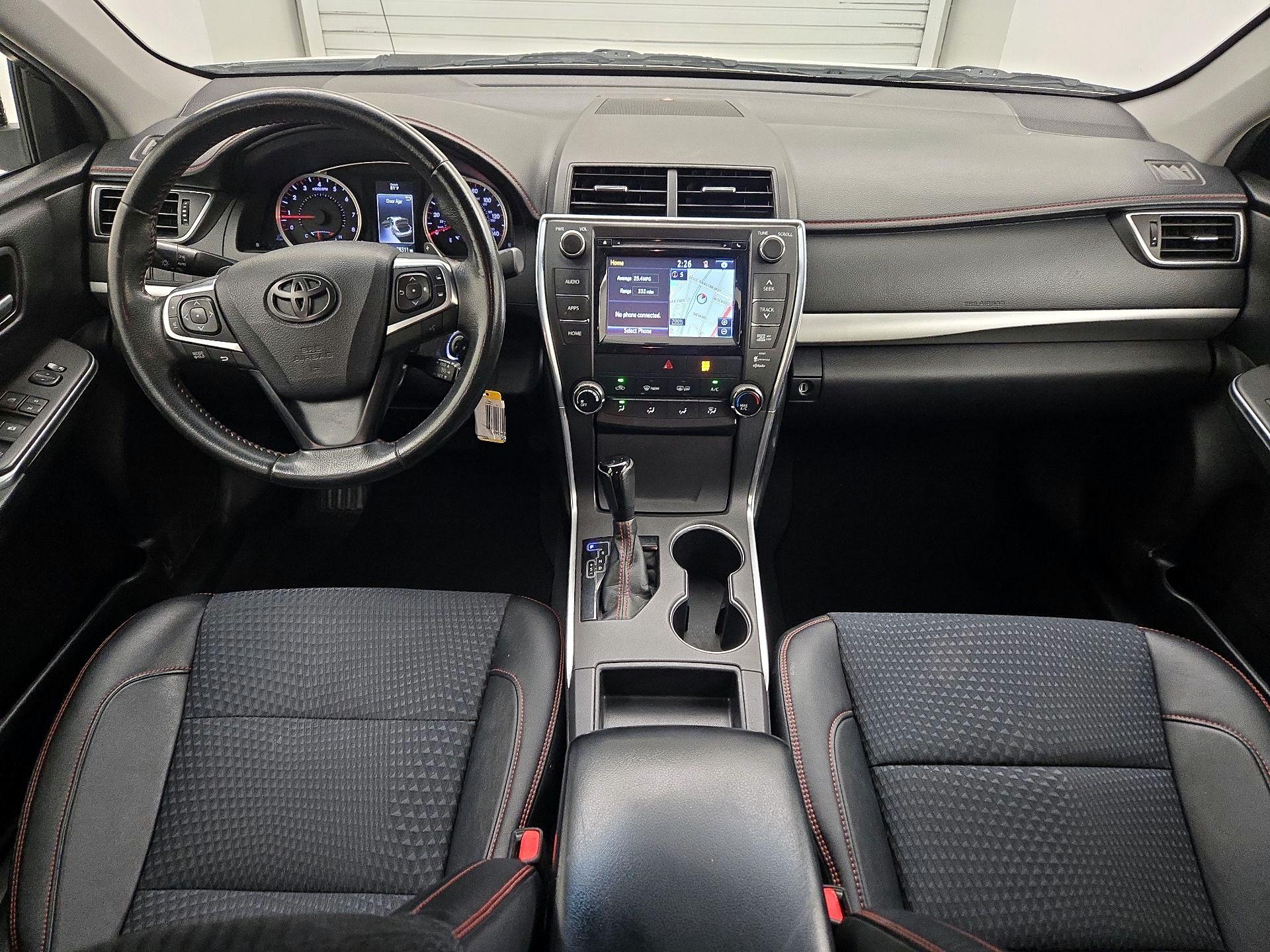 Thumbnail: 2015 Toyota Camry - 9