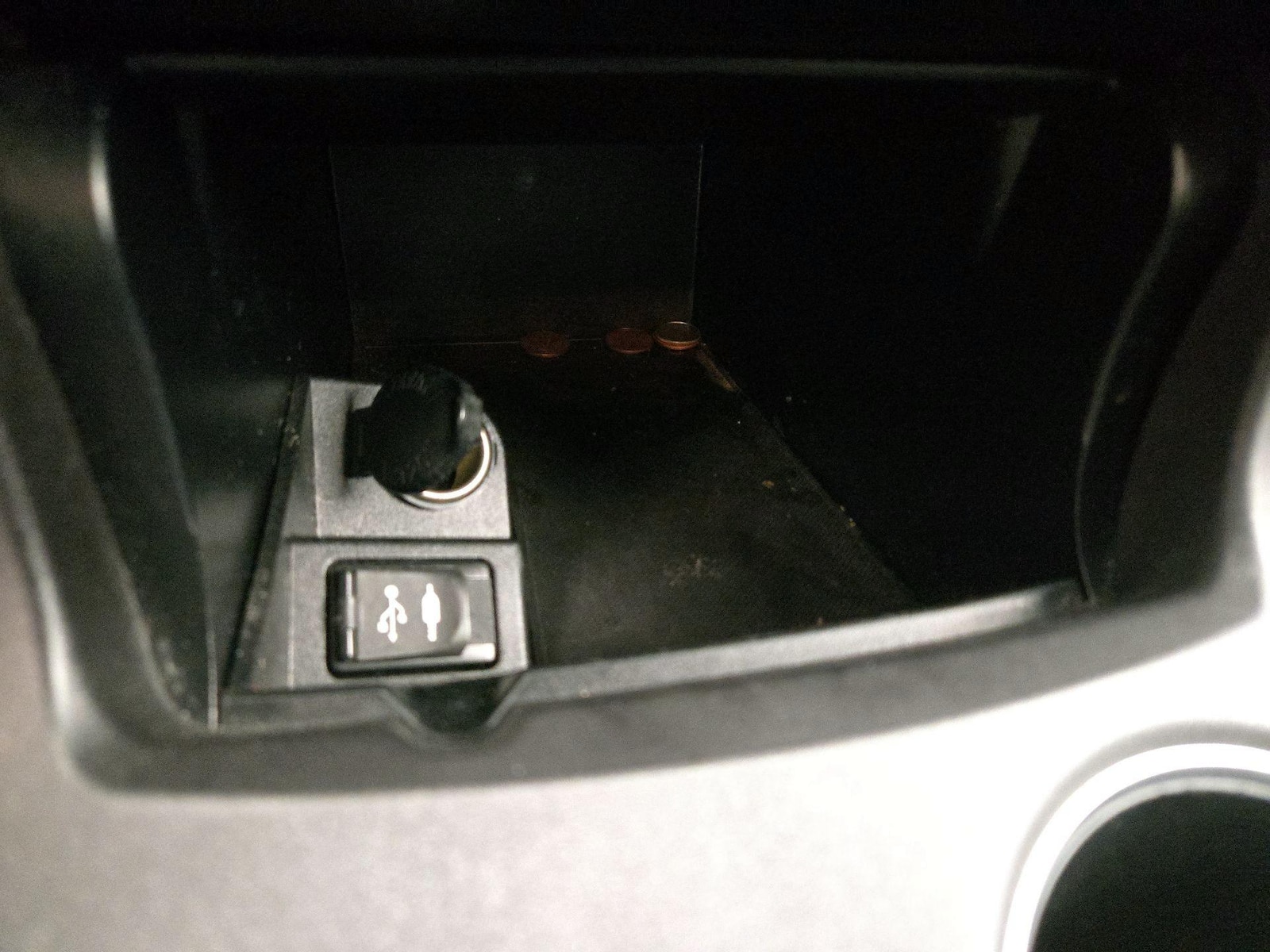 2015 Toyota Camry SE - Photo 19
