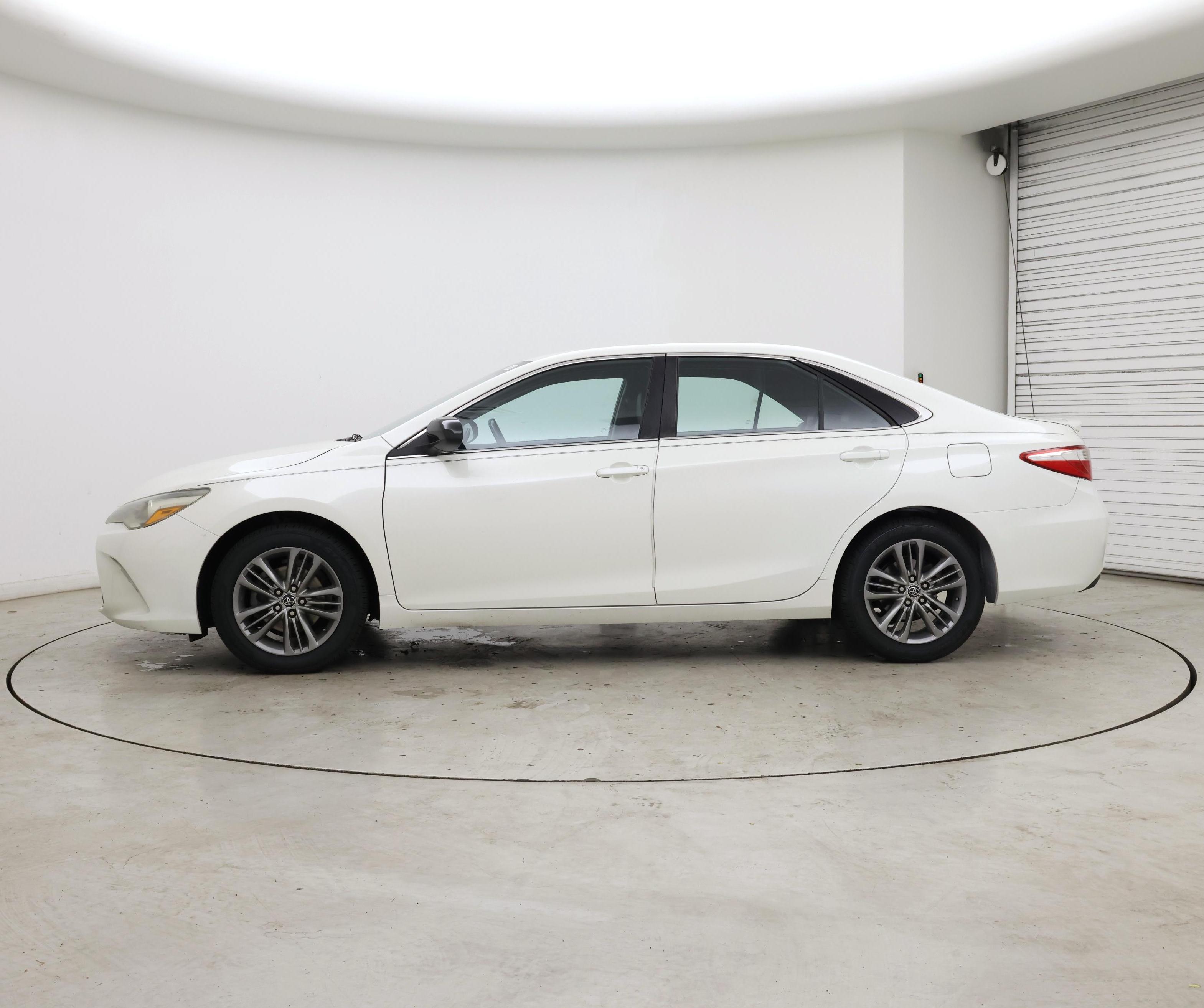 Thumbnail: 2015 Toyota Camry - 3