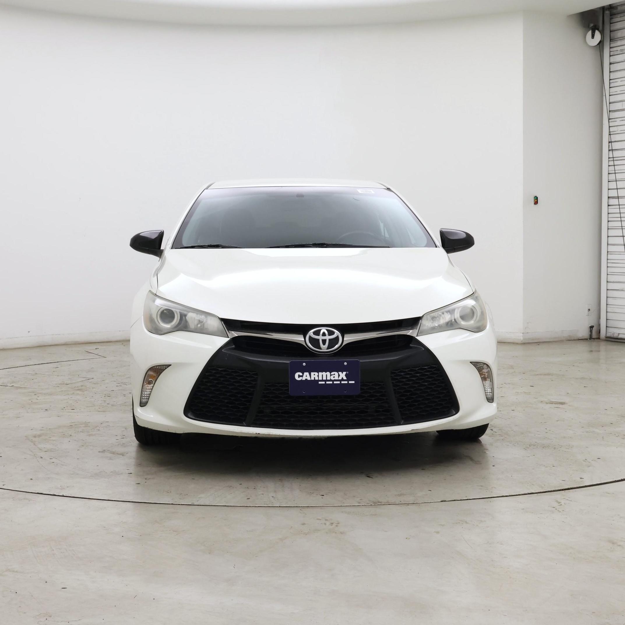 Thumbnail: 2015 Toyota Camry - 5