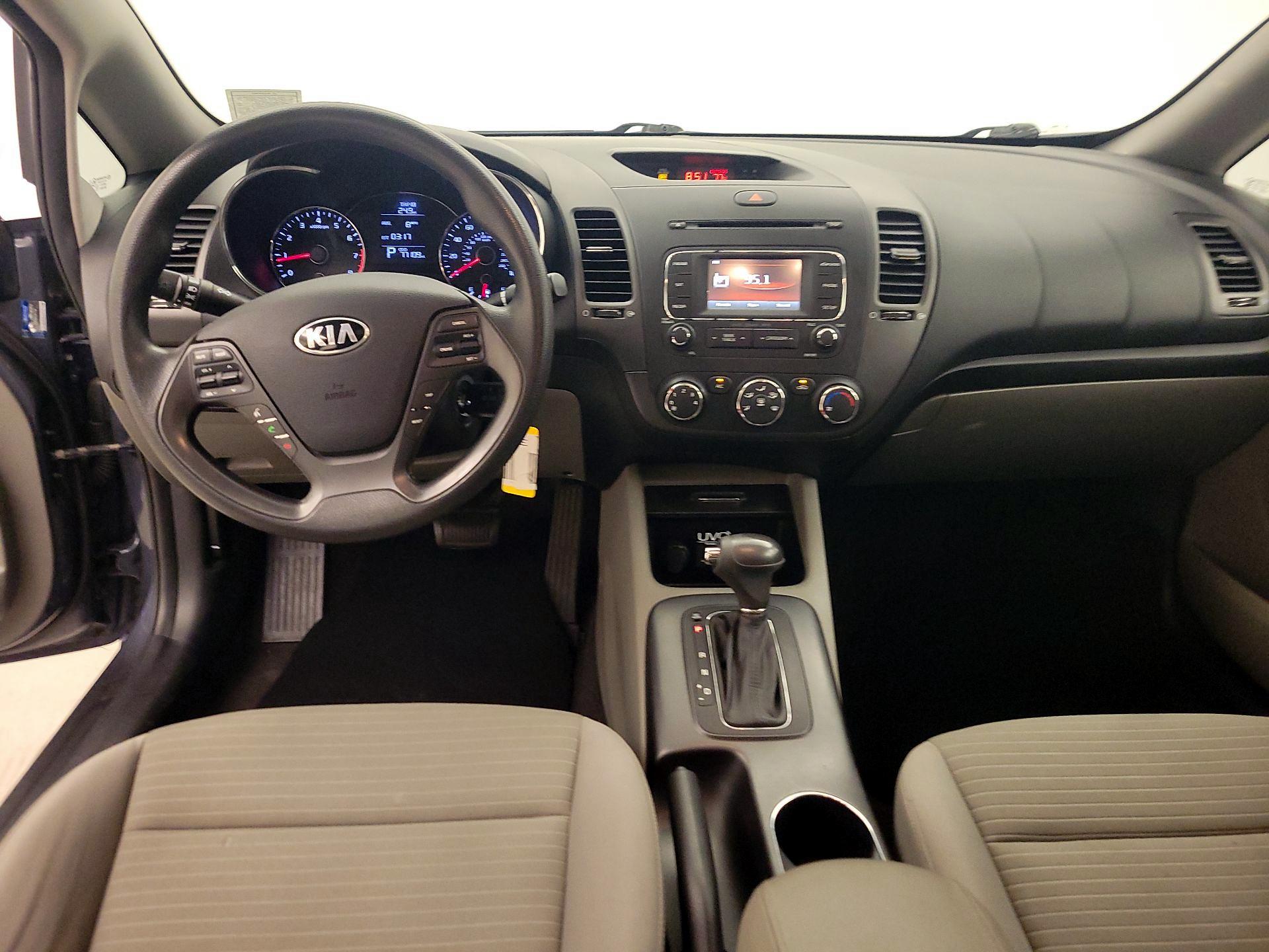 Thumbnail: 2015 Kia Forte - 9