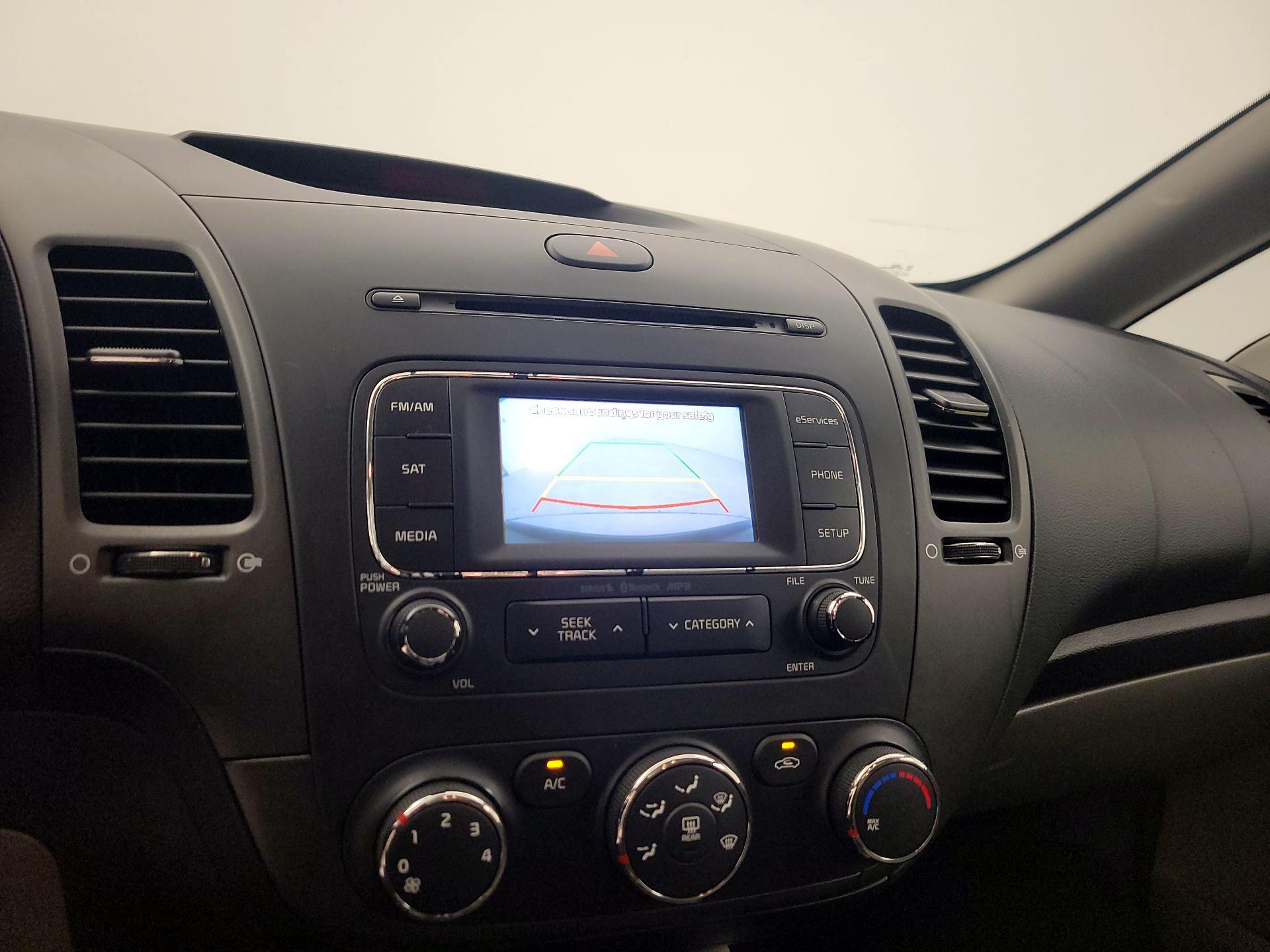 Thumbnail: 2015 Kia Forte - 14