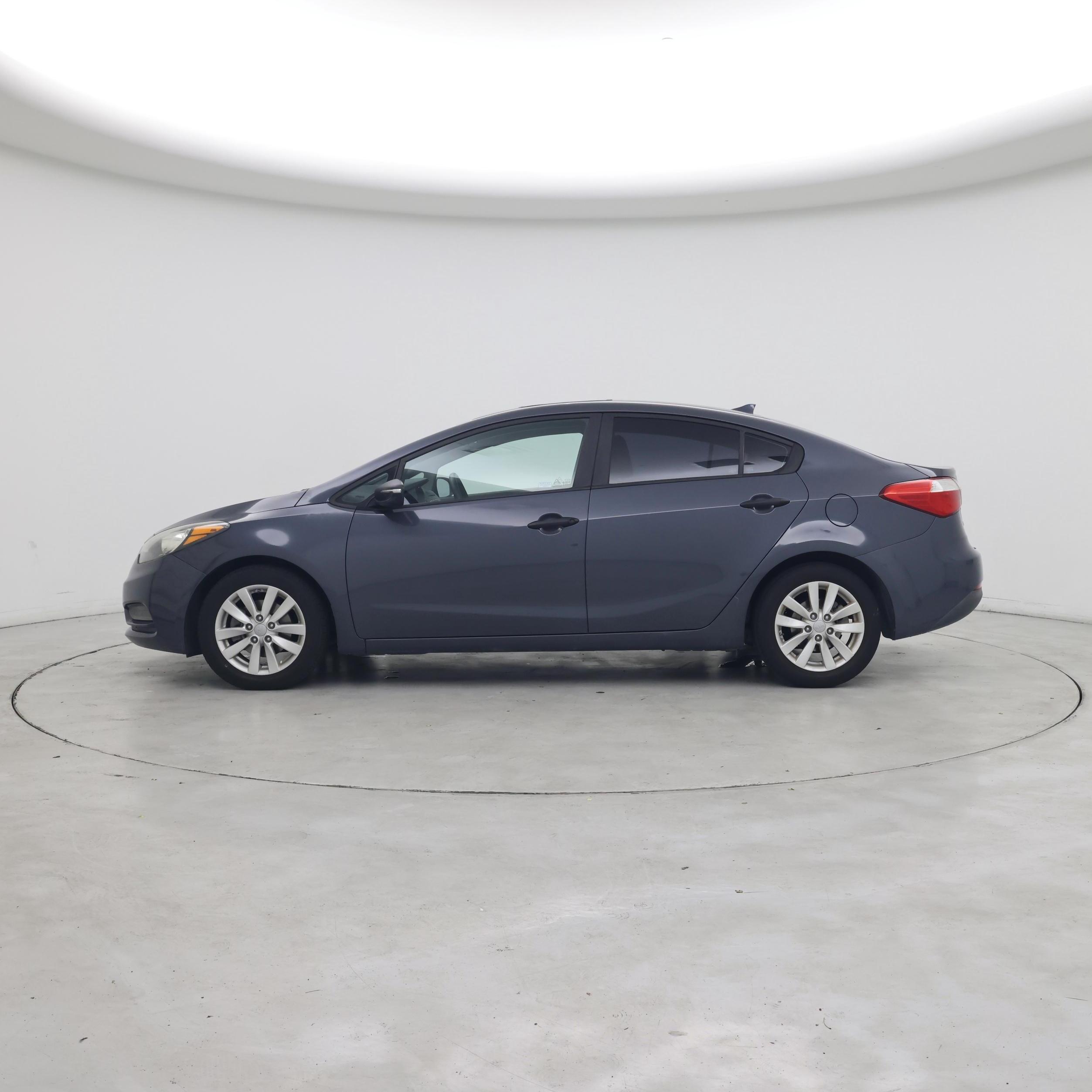 Thumbnail: 2015 Kia Forte - 3