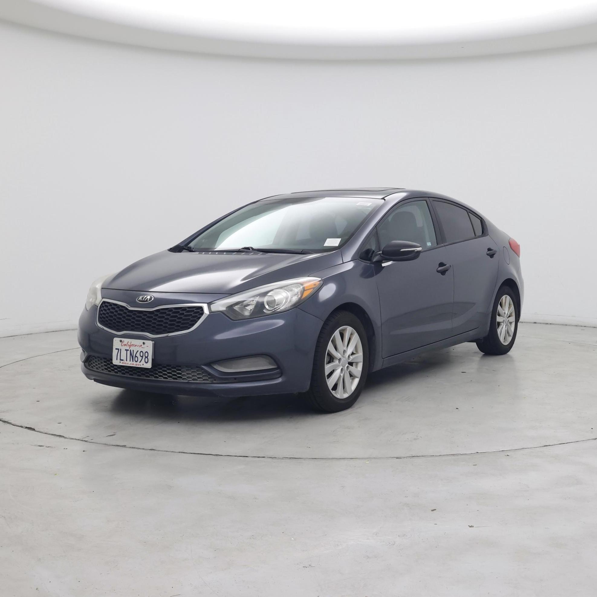 Thumbnail: 2015 Kia Forte - 4