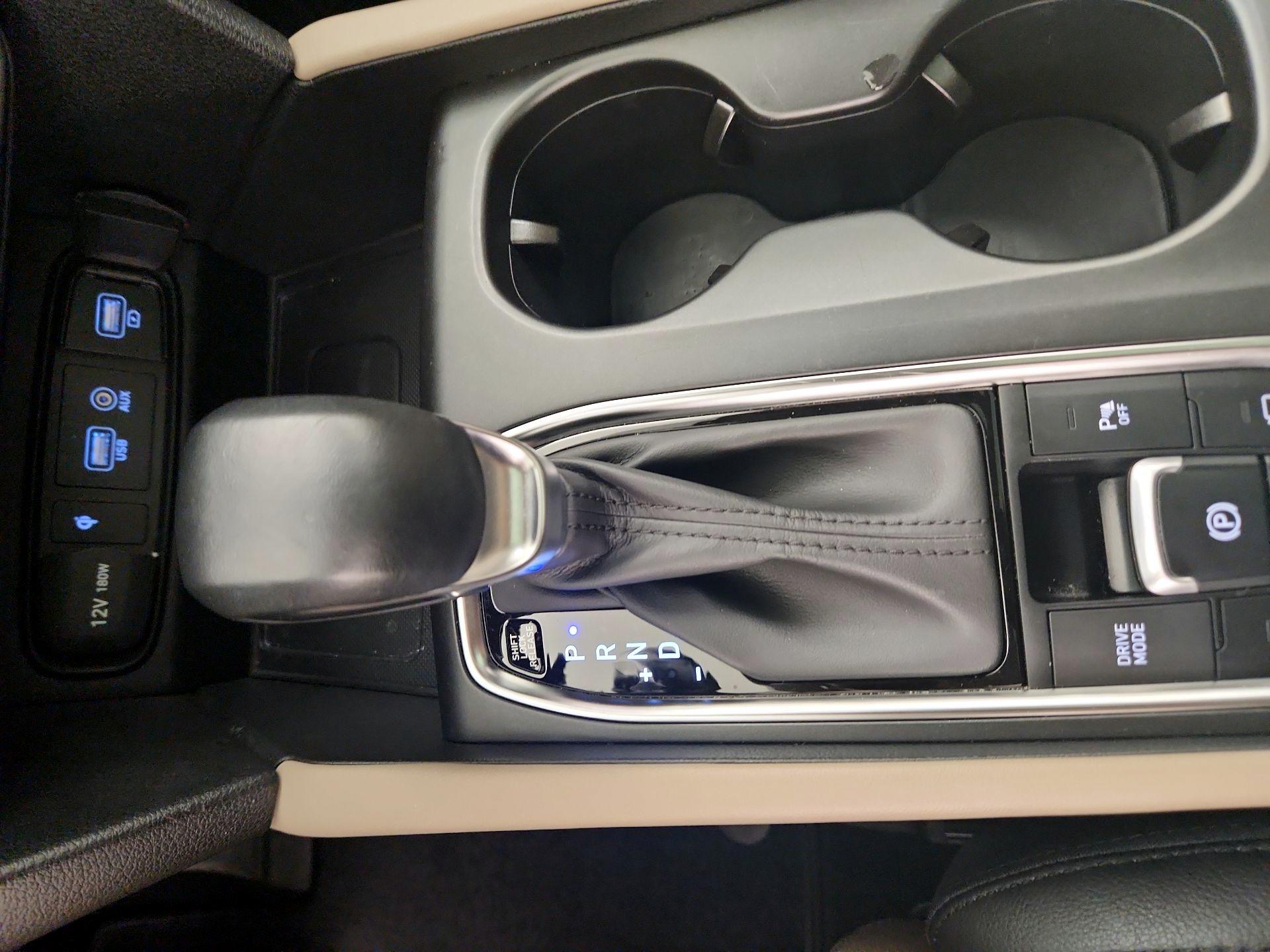 Thumbnail: 2020 Hyundai Santa Fe - 18