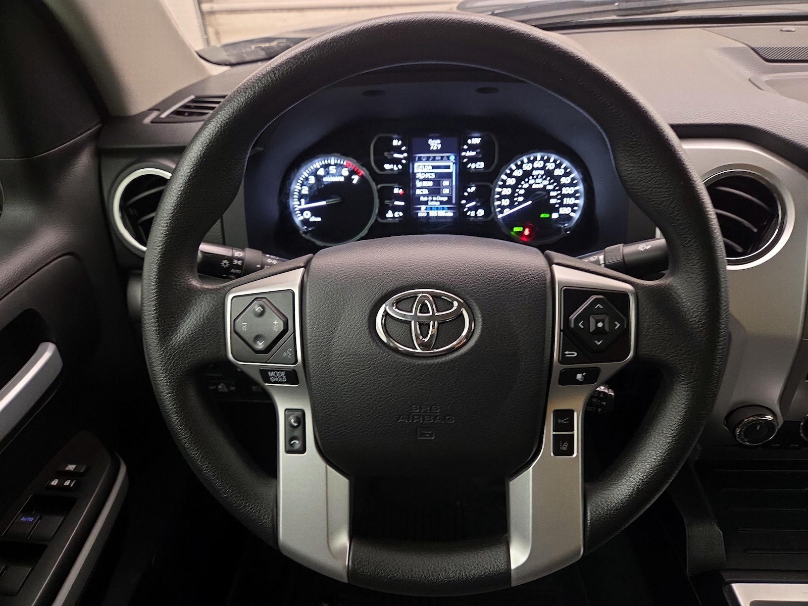2021 Toyota Tundra SR5 - Photo 11