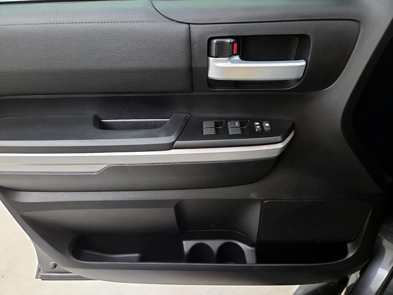 2021 Toyota Tundra SR5 - Photo 13