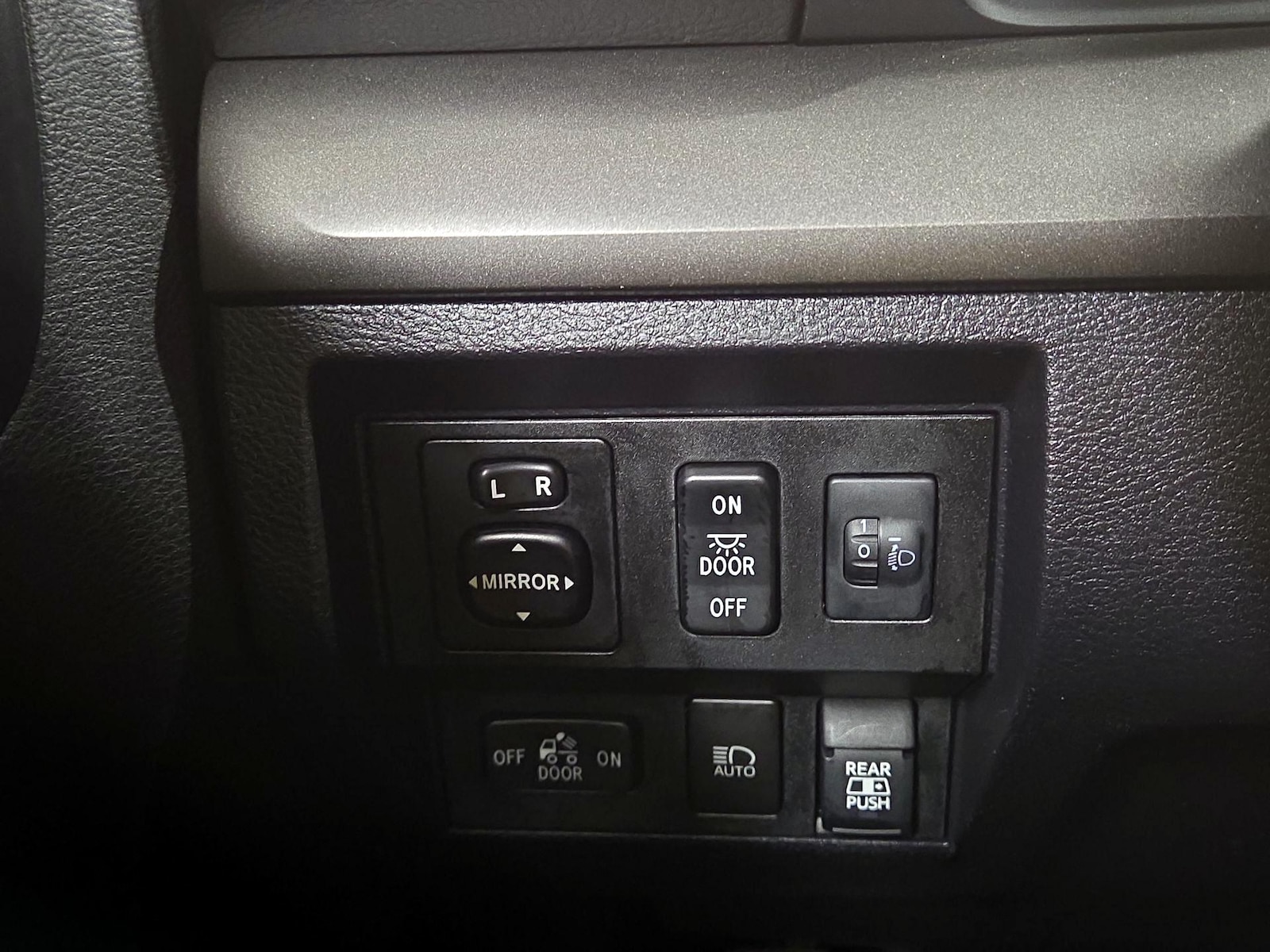 2021 Toyota Tundra SR5 - Photo 14