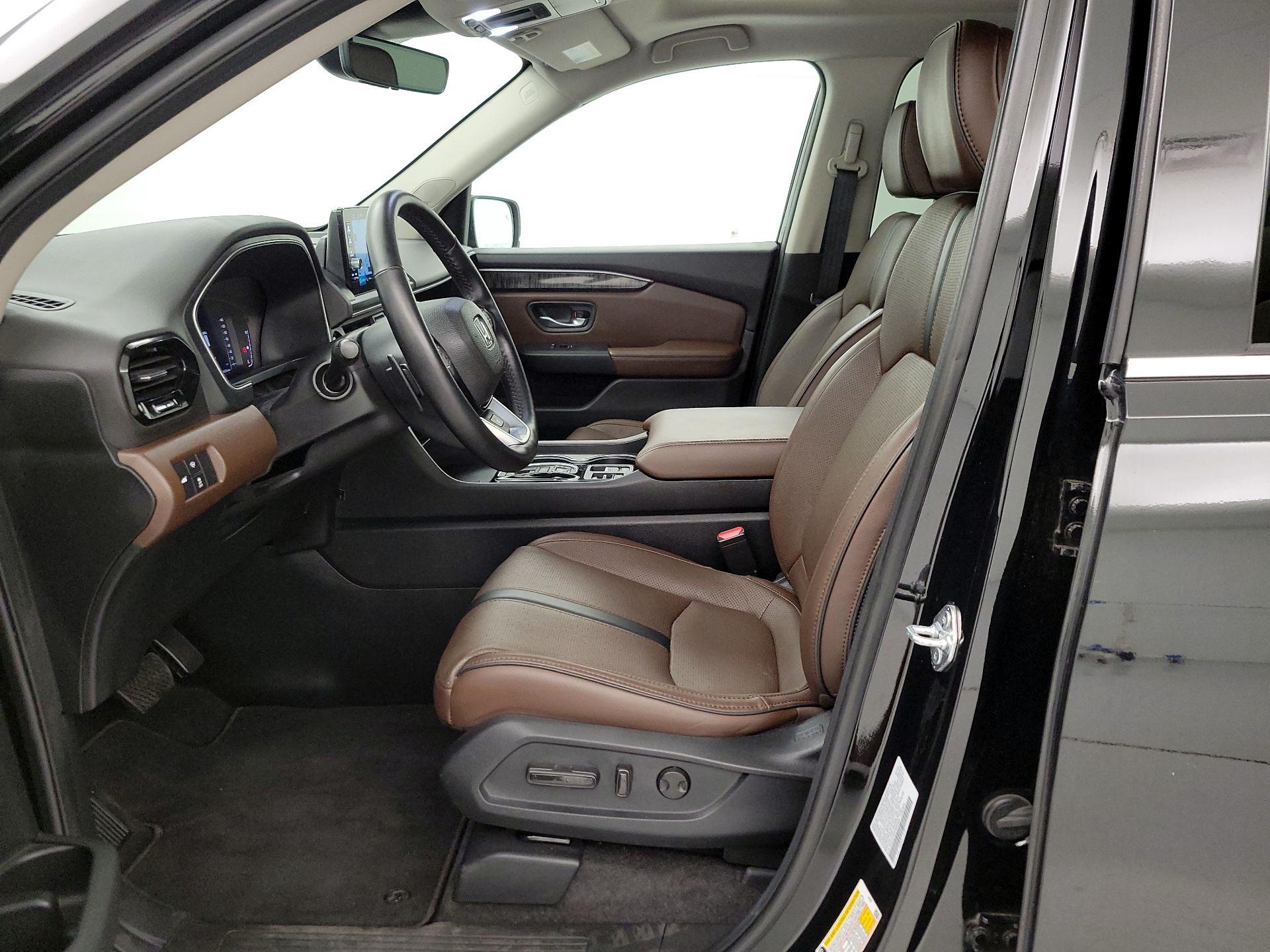 Thumbnail: 2023 Honda Pilot - 11