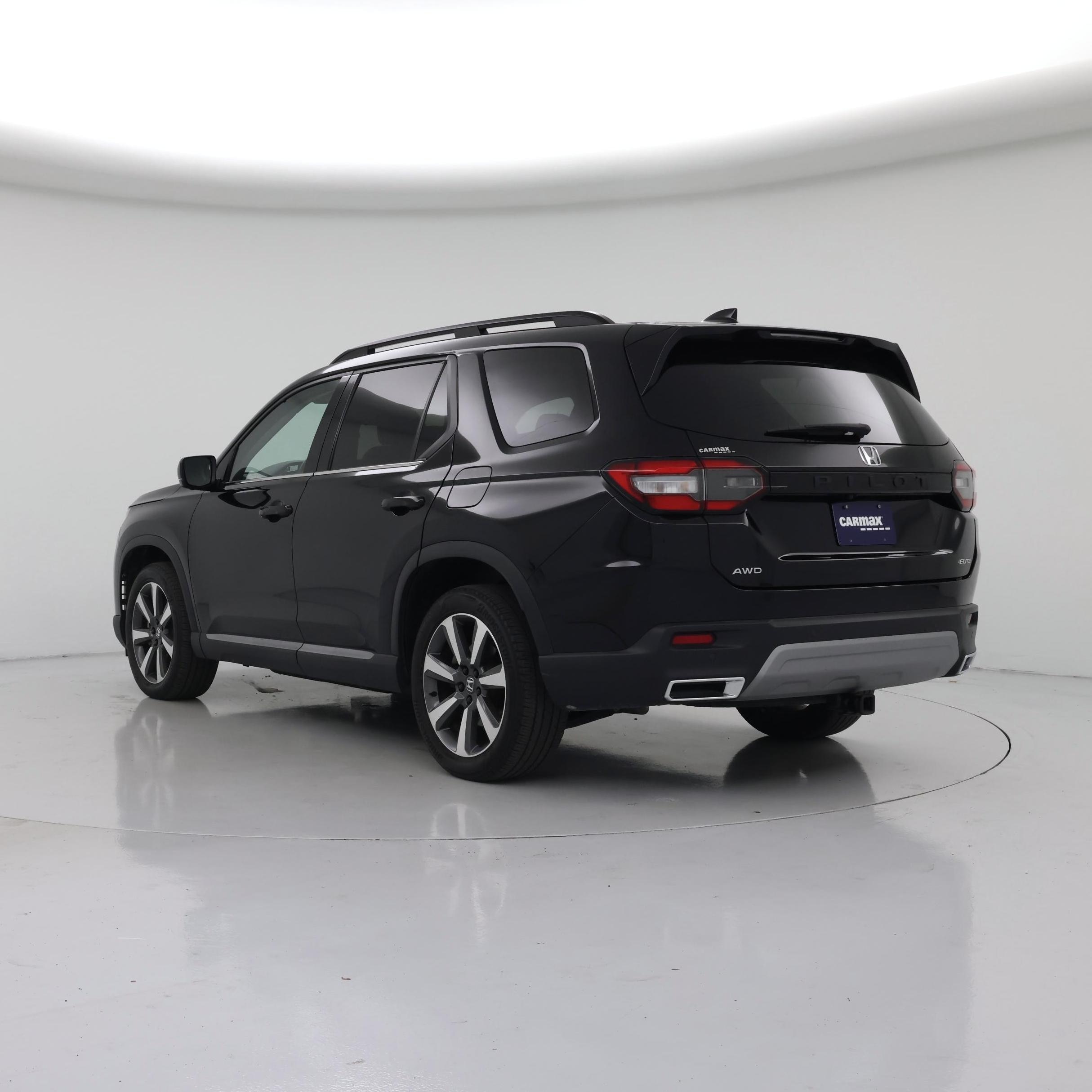 Thumbnail: 2023 Honda Pilot - 2