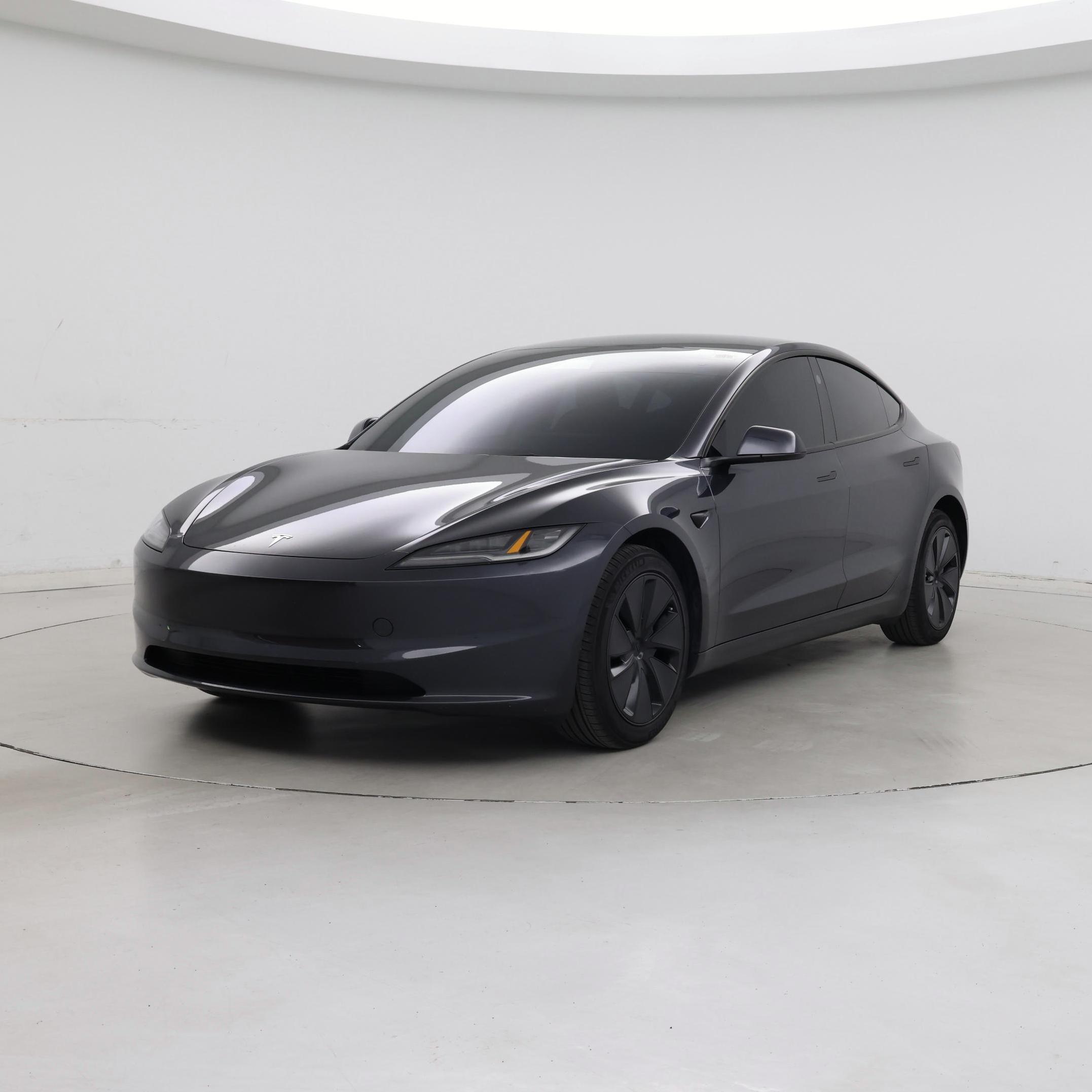 Thumbnail: 2025 Tesla Model 3 - 4